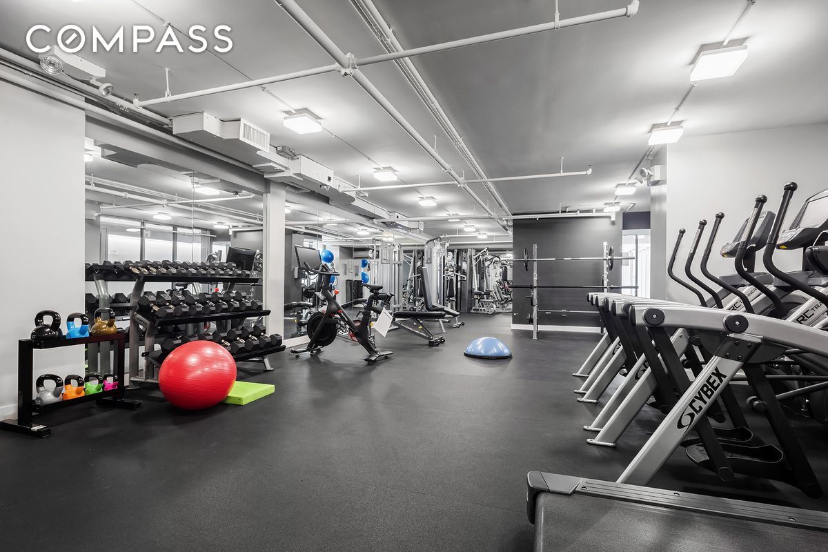 #17 photo, 175 W 95th Street, マンハッタン Upper West Side , NY 10025