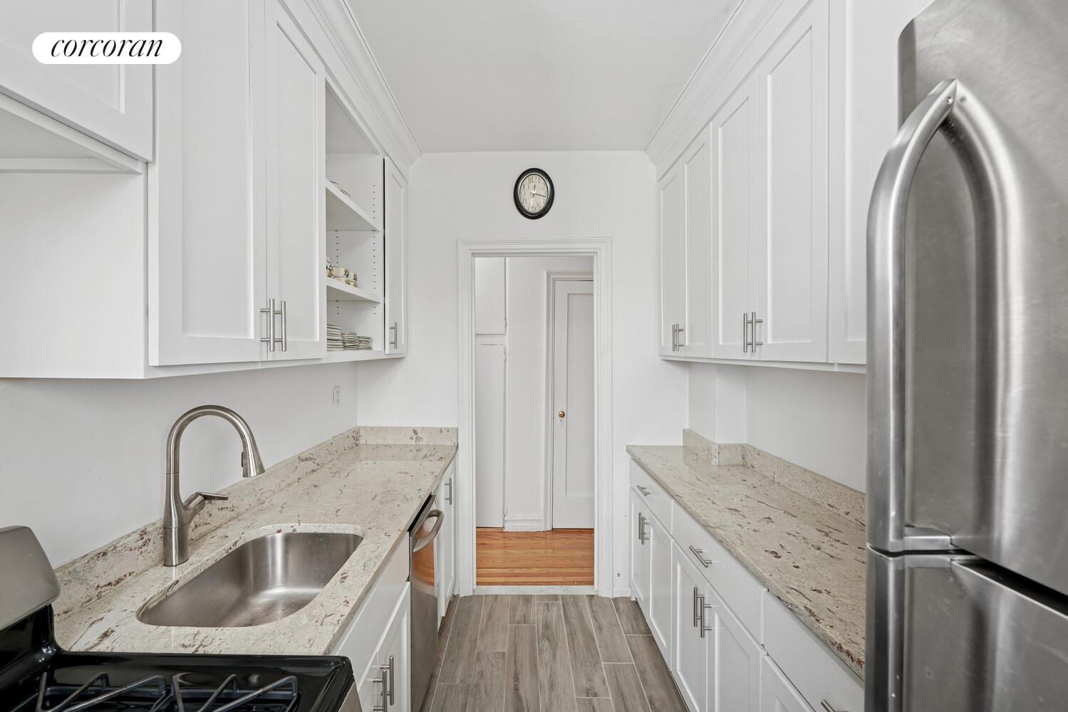 #8 photo, 57 PARK Terrace W, マンハッタン Inwood , NY 10034