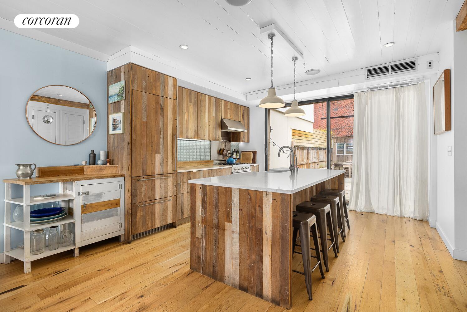 #4 photo, Brooklyn, ブルックリン区 Williamsburg,North , NY 11211