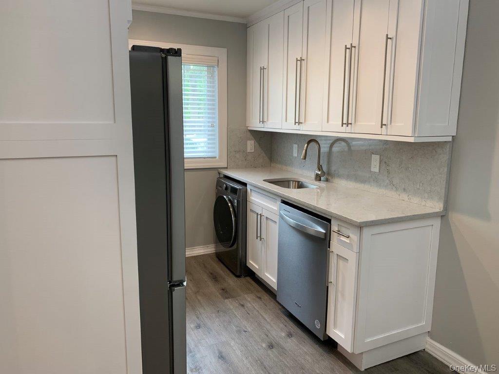 #3 photo, 556 New Highway, サフォーク郡 Hauppauge , NY 11788