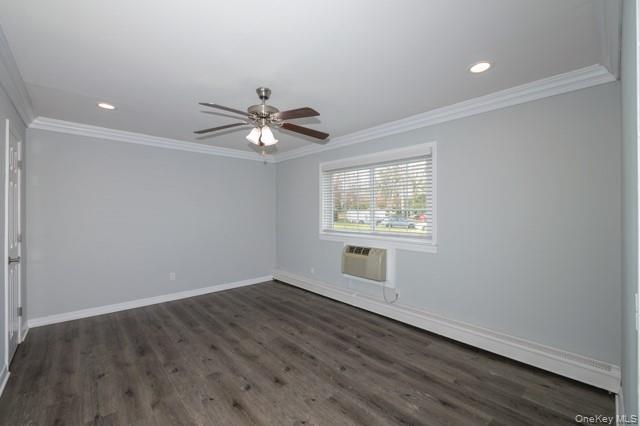 #6 photo, 556 New Highway, サフォーク郡 Hauppauge , NY 11788