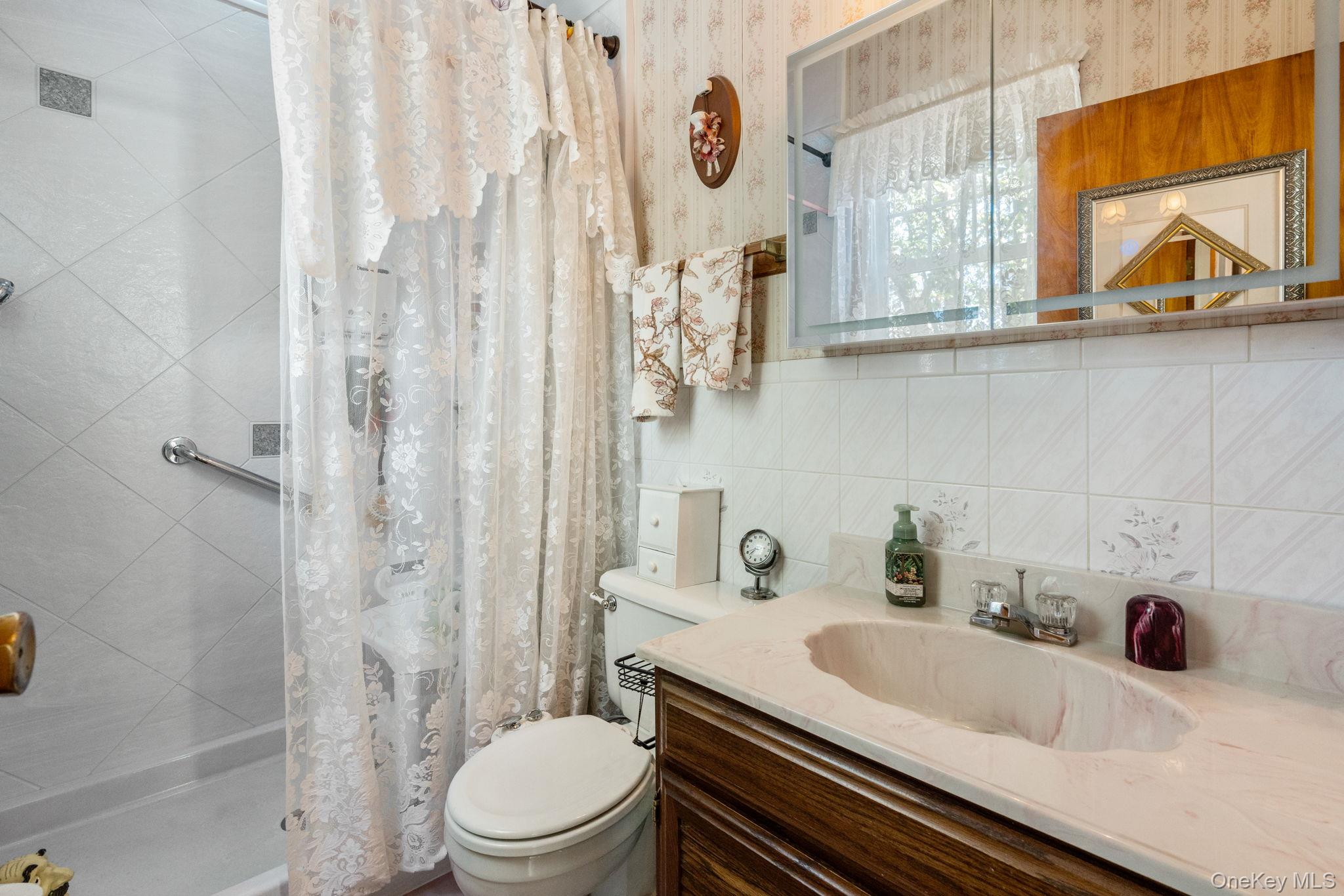 #15 photo, 736 Bellmore Road, ナッソー郡 North Bellmore , NY 11710