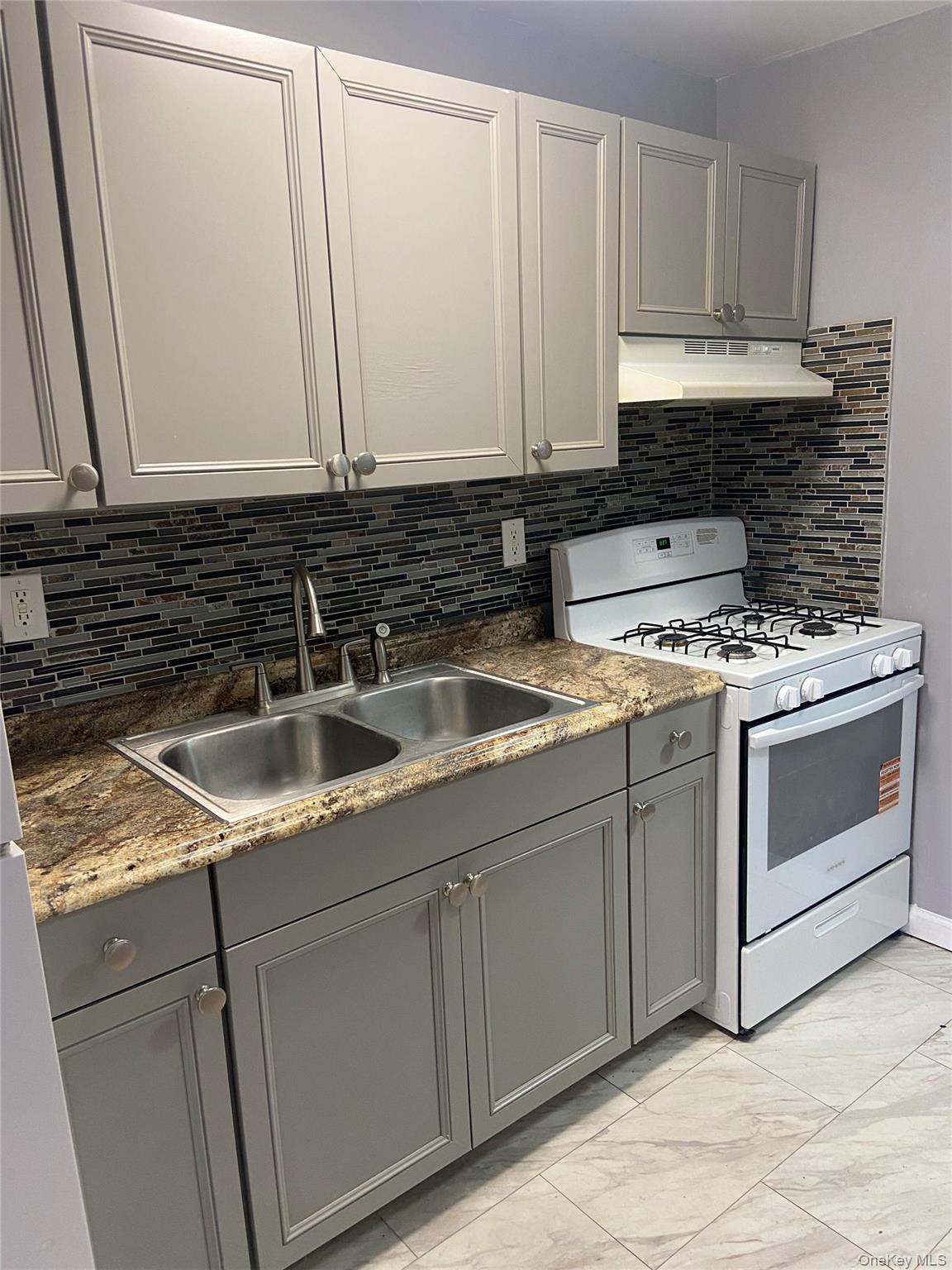 #20 photo, 1125 Gipson Street, クイーンズ区 Far Rockaway , NY 11691