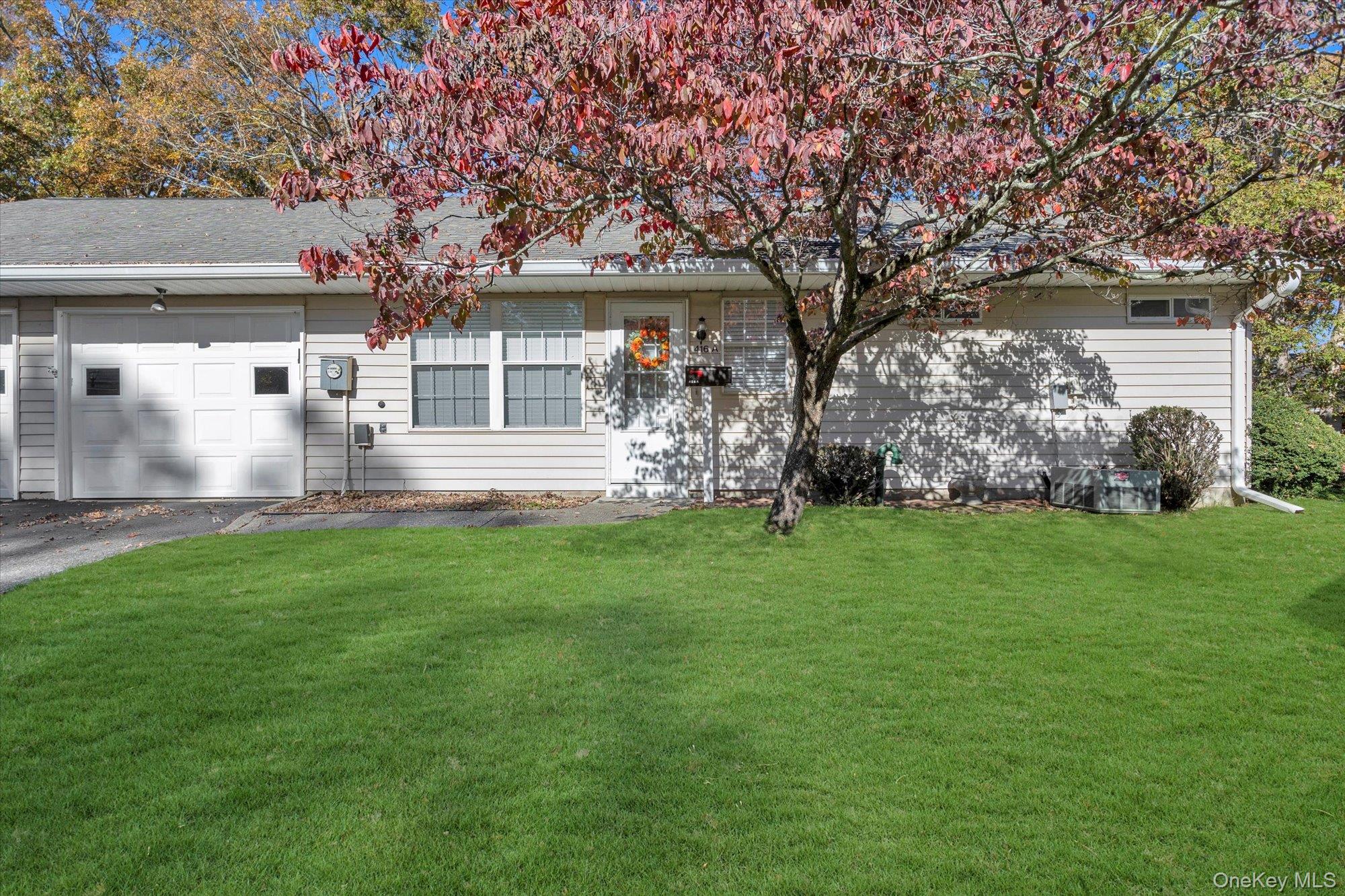 #16 photo, 416 Weymouth Court, サフォーク郡 Ridge , NY 11961