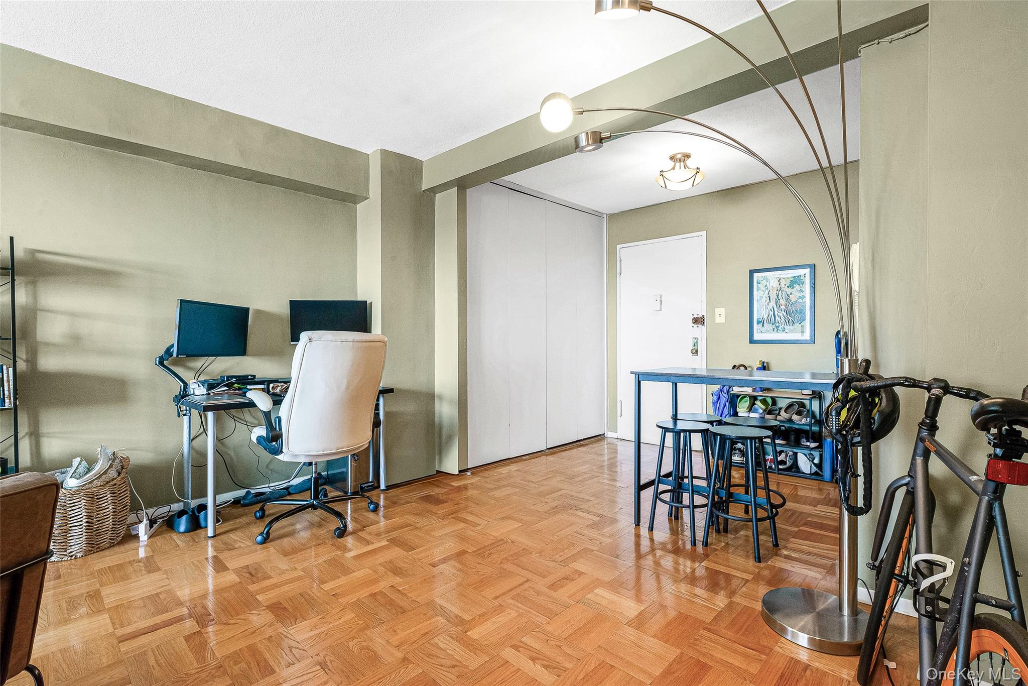 #10 photo, 107-40 Queens Boulevard, Forest Hills , NY 11375