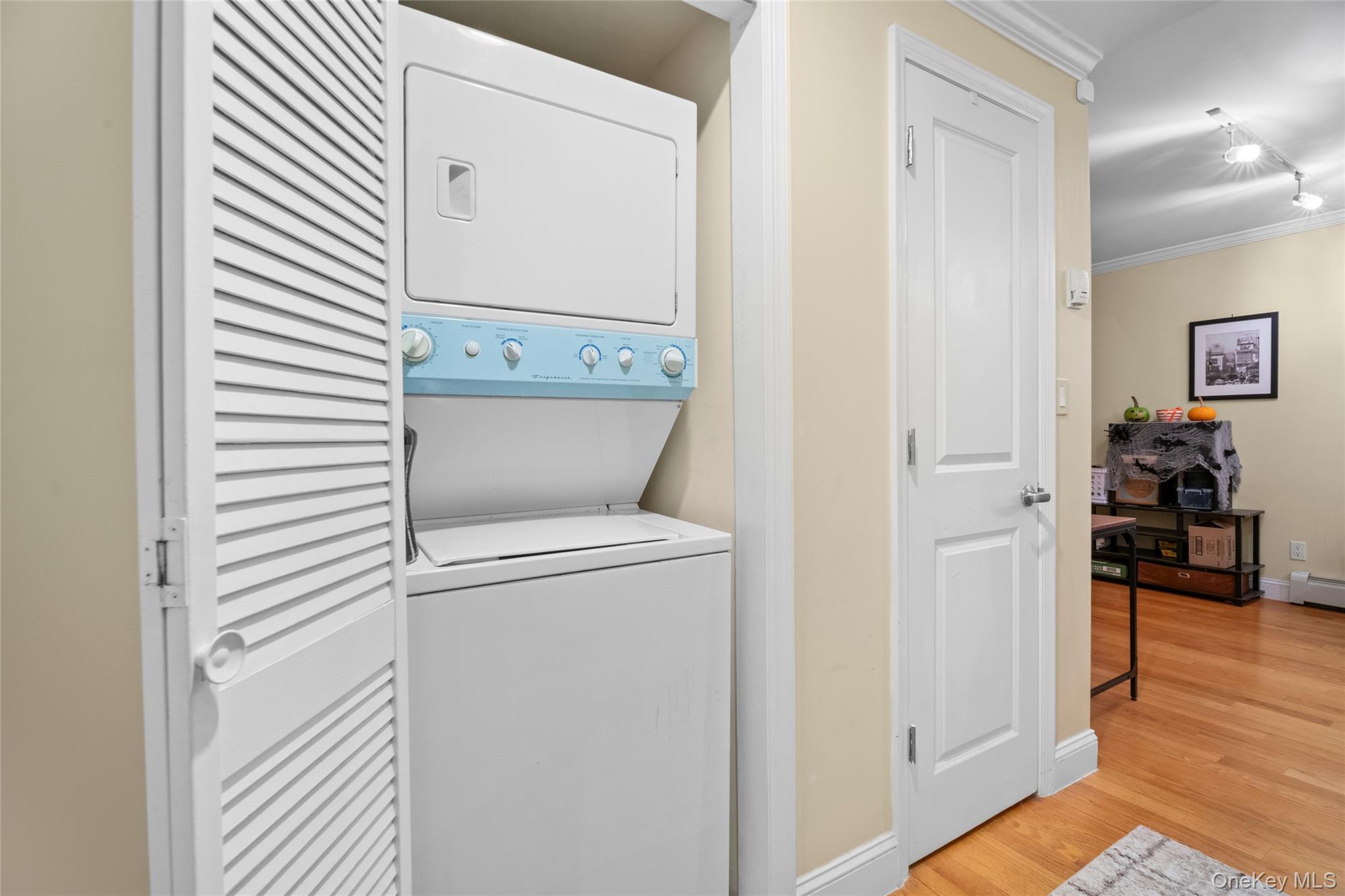 #16 photo, 37-59 61 Street, Woodside , NY 11377