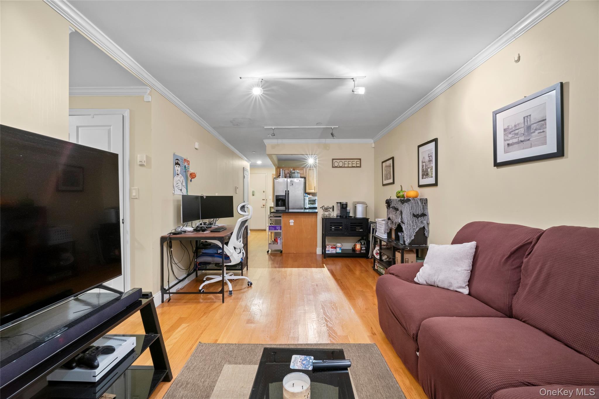 #3 photo, 37-59 61 Street, Woodside , NY 11377