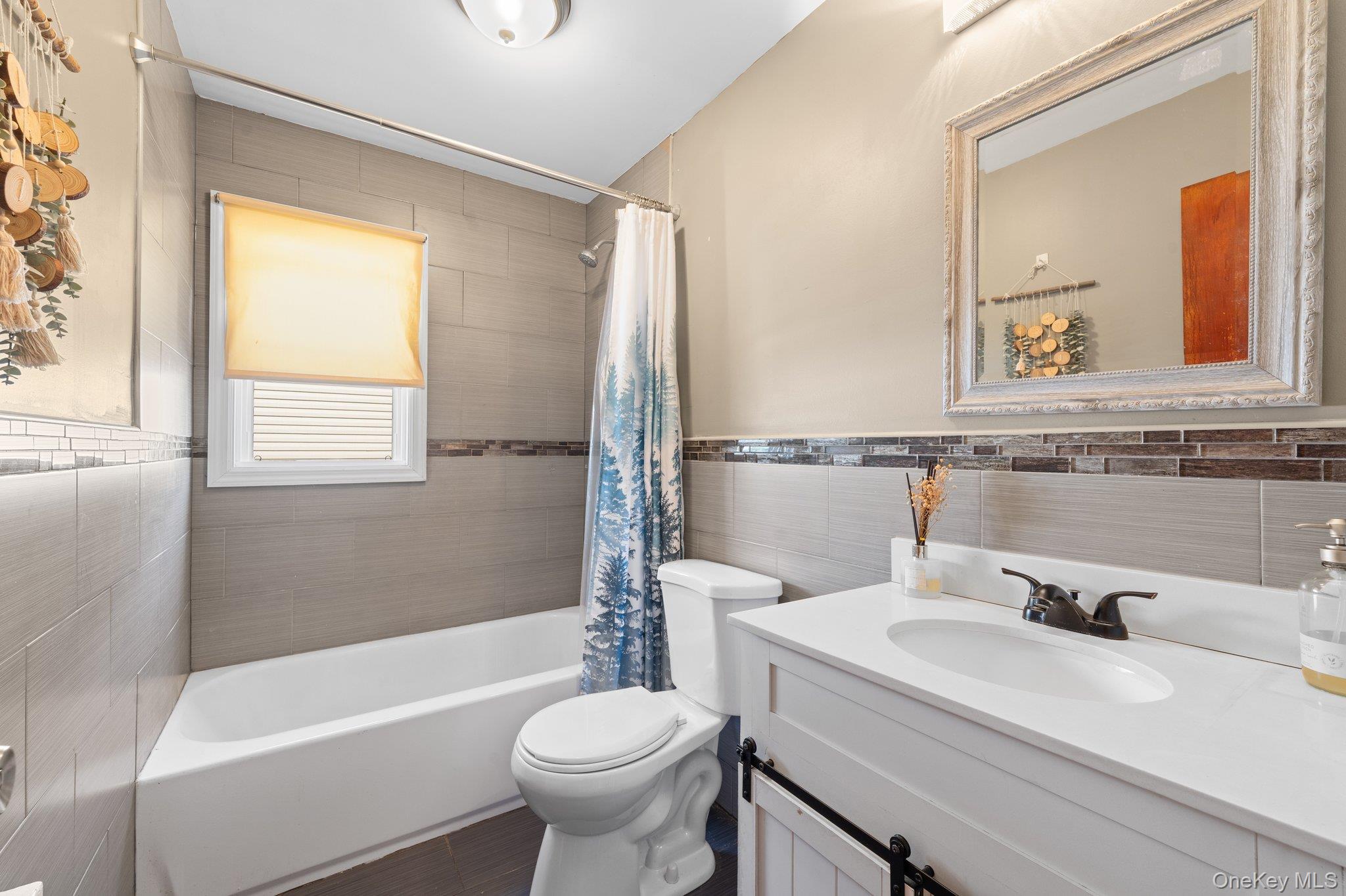 #19 photo, 310 Miller Avenue, ナッソー郡 Freeport , NY 11520