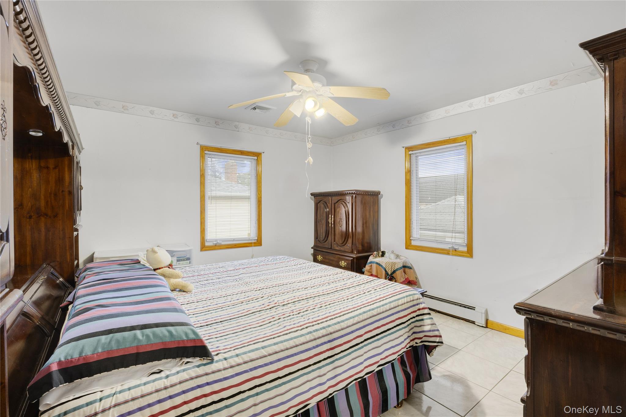 #10 photo, 168A N Oak Street, Massapequa , NY 11758