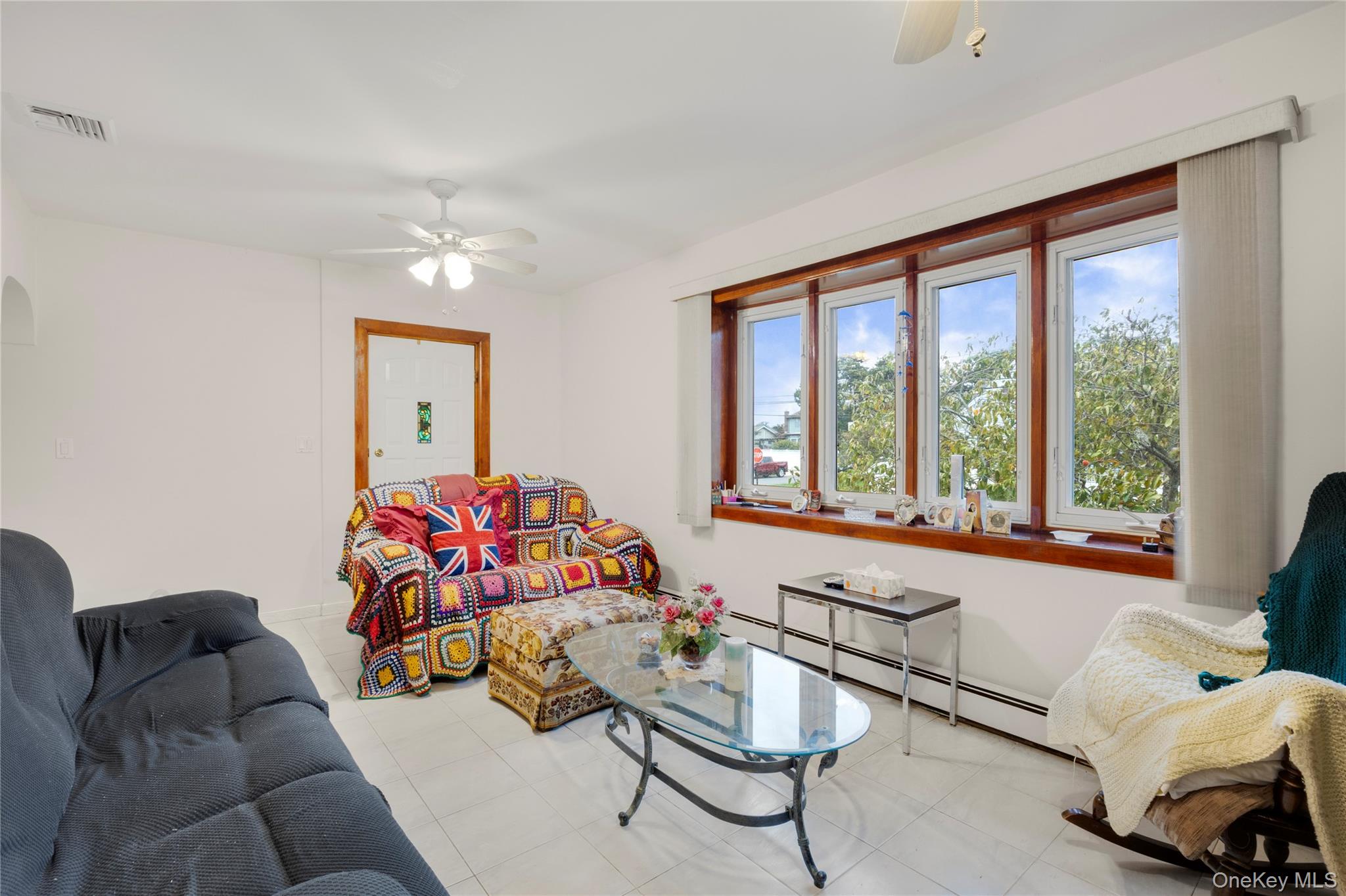 #5 photo, 168A N Oak Street, Massapequa , NY 11758