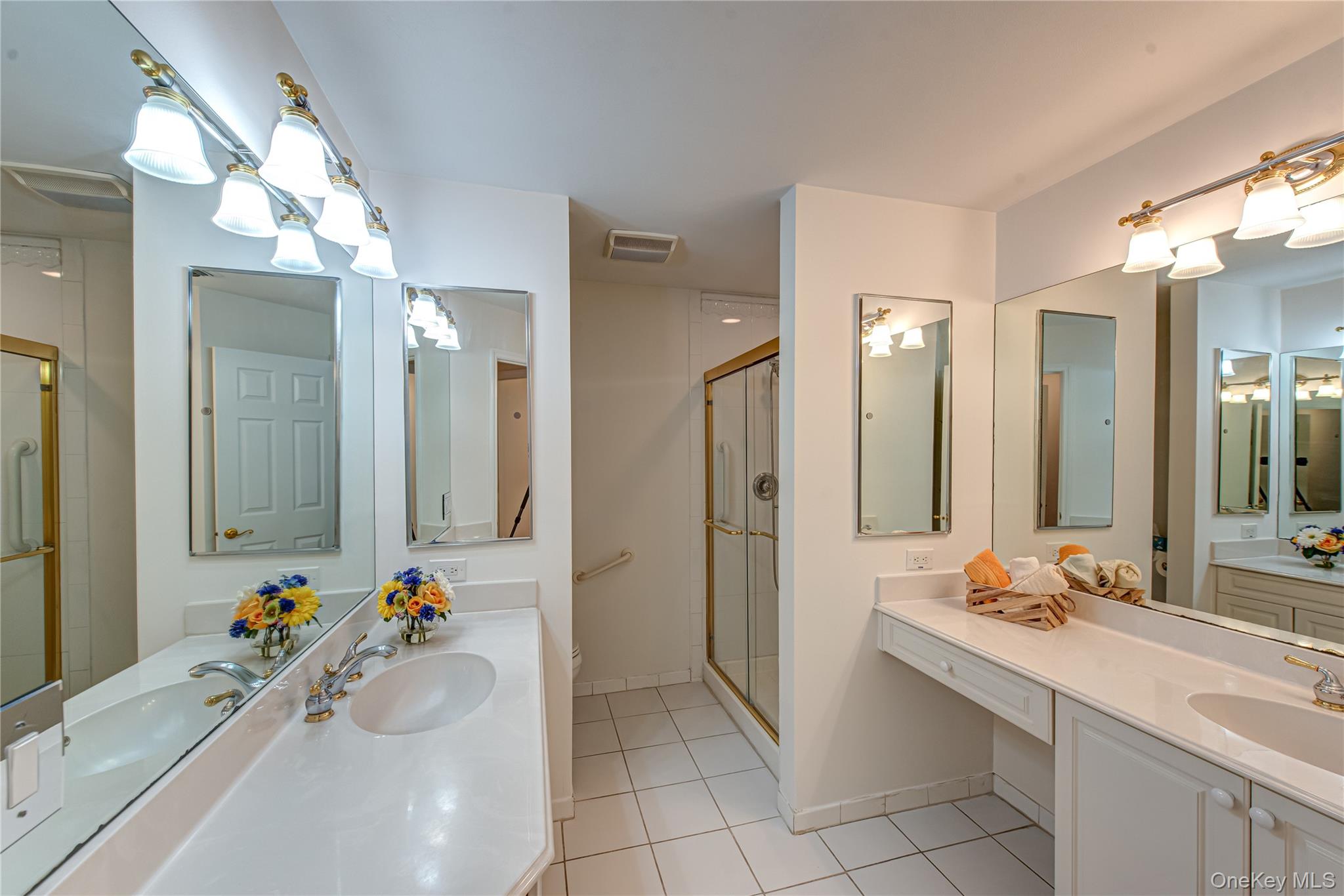 #20 photo, 93 Carriage Lane, ナッソー郡 Plainview , NY 11803