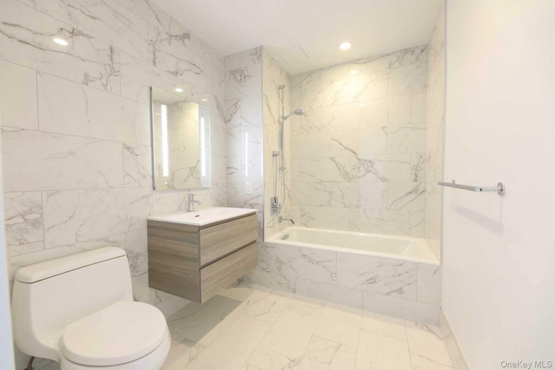 #9 photo, 13101 40th Road, Flushing , NY 11354