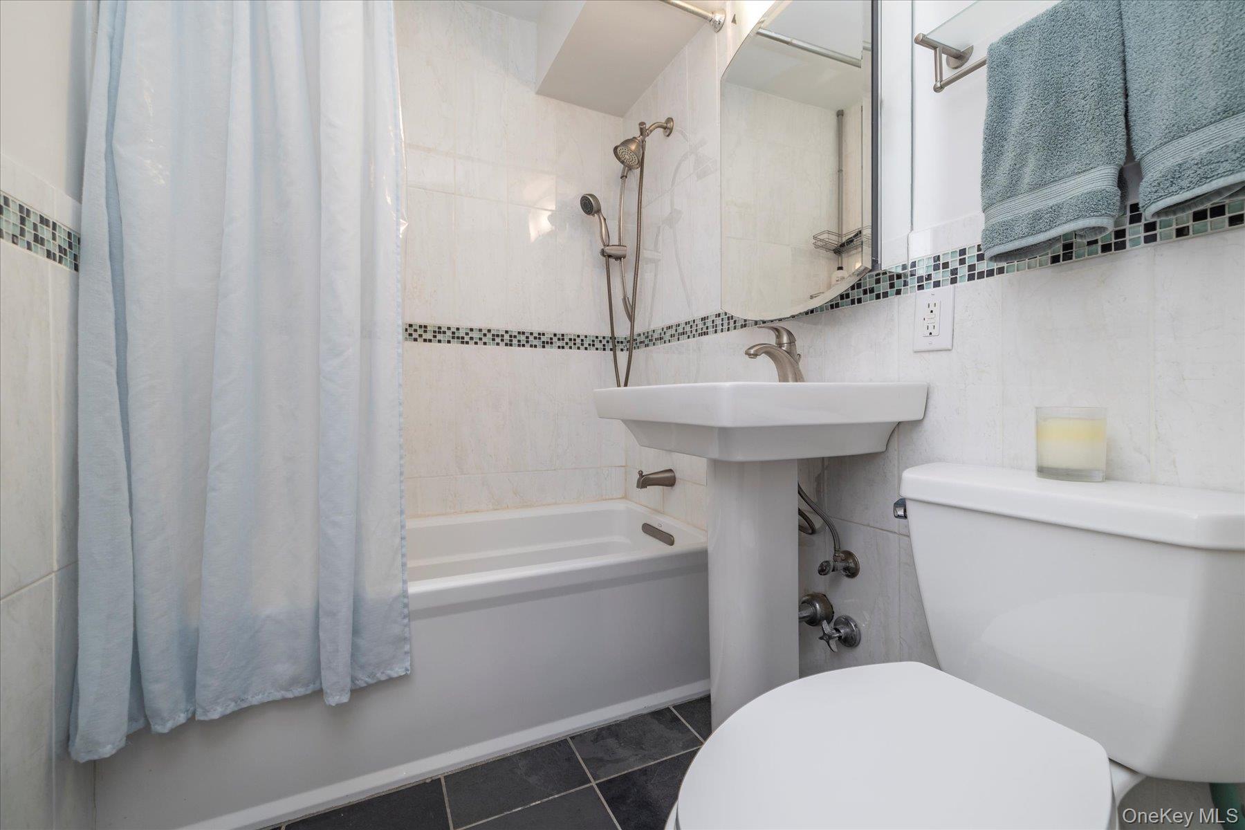 #13 photo, 430 Shore Road, Long Beach , NY 11561