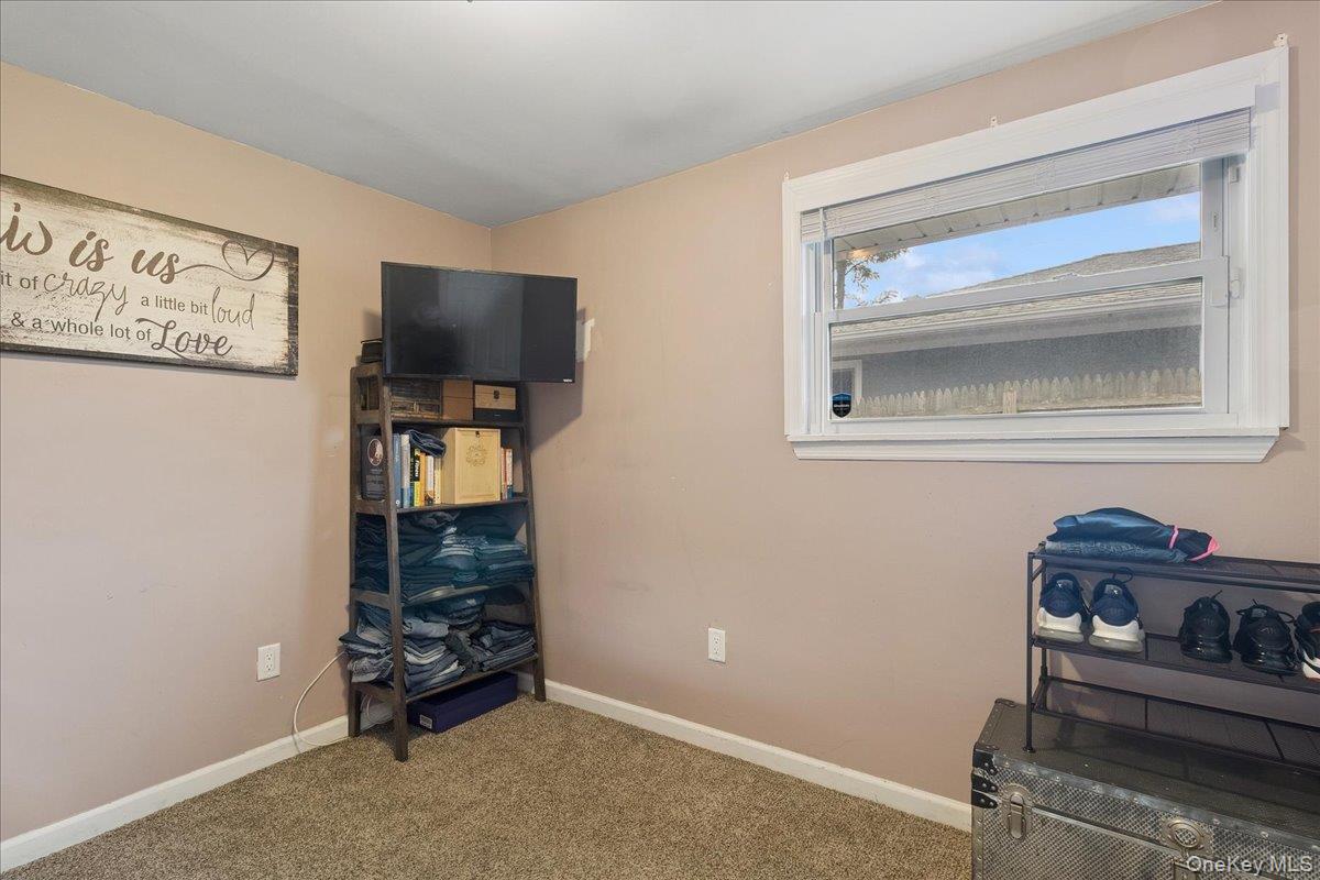 #19 photo, 7 Pinetree Drive, サフォーク郡 Shirley , NY 11967