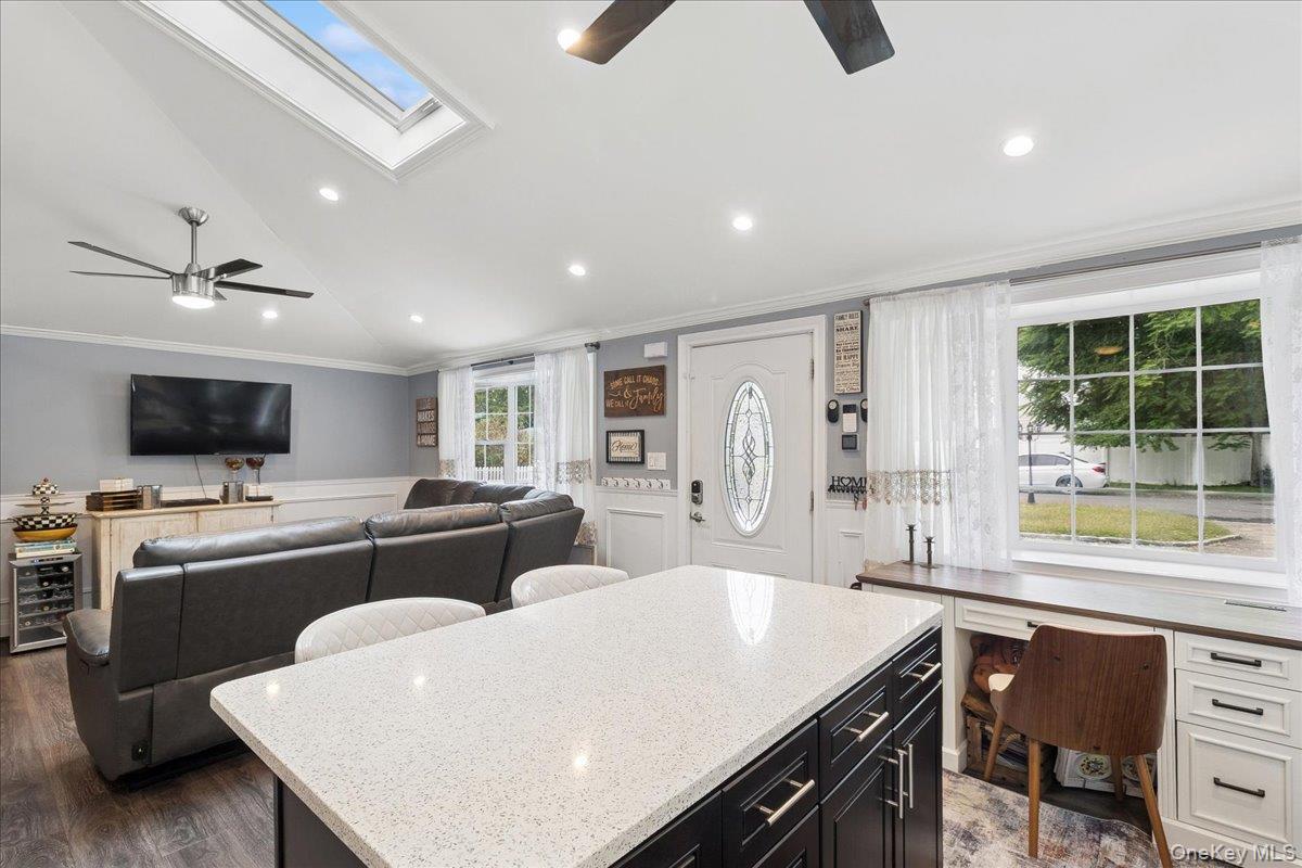 #9 photo, 7 Pinetree Drive, サフォーク郡 Shirley , NY 11967