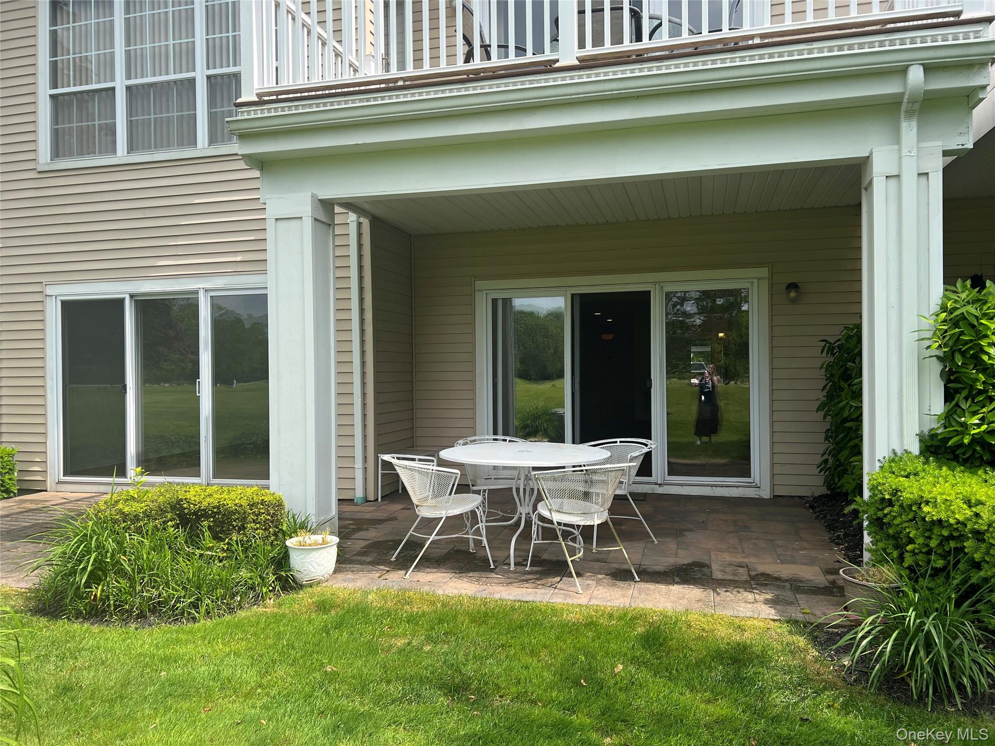 #19 photo, 85 Windwatch Drive, サフォーク郡 Hauppauge , NY 11788