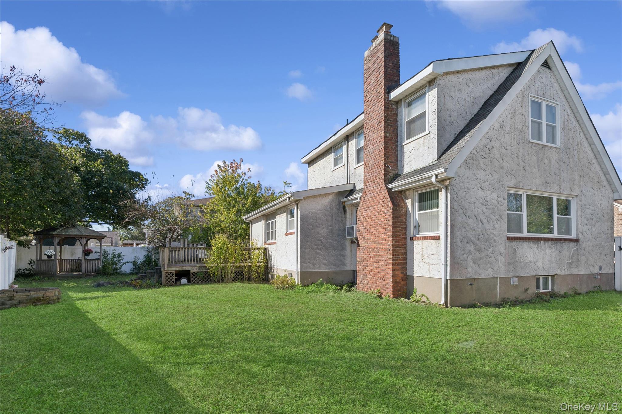 #17 photo, 14 Bell Court, ナッソー郡 Bellmore , NY 11710