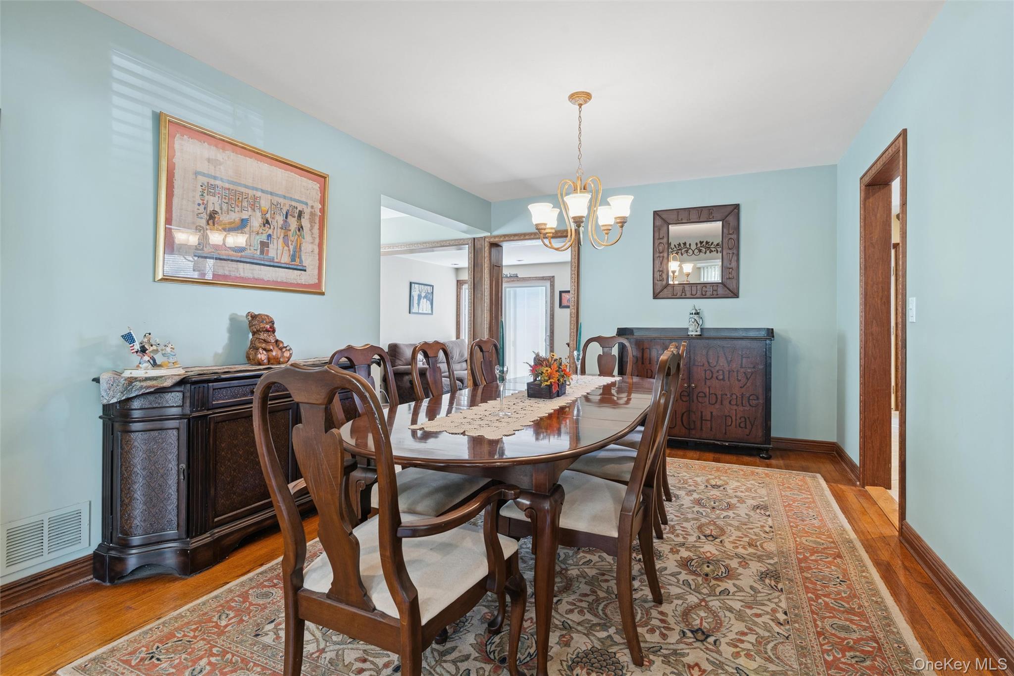 #7 photo, 14 Bell Court, ナッソー郡 Bellmore , NY 11710