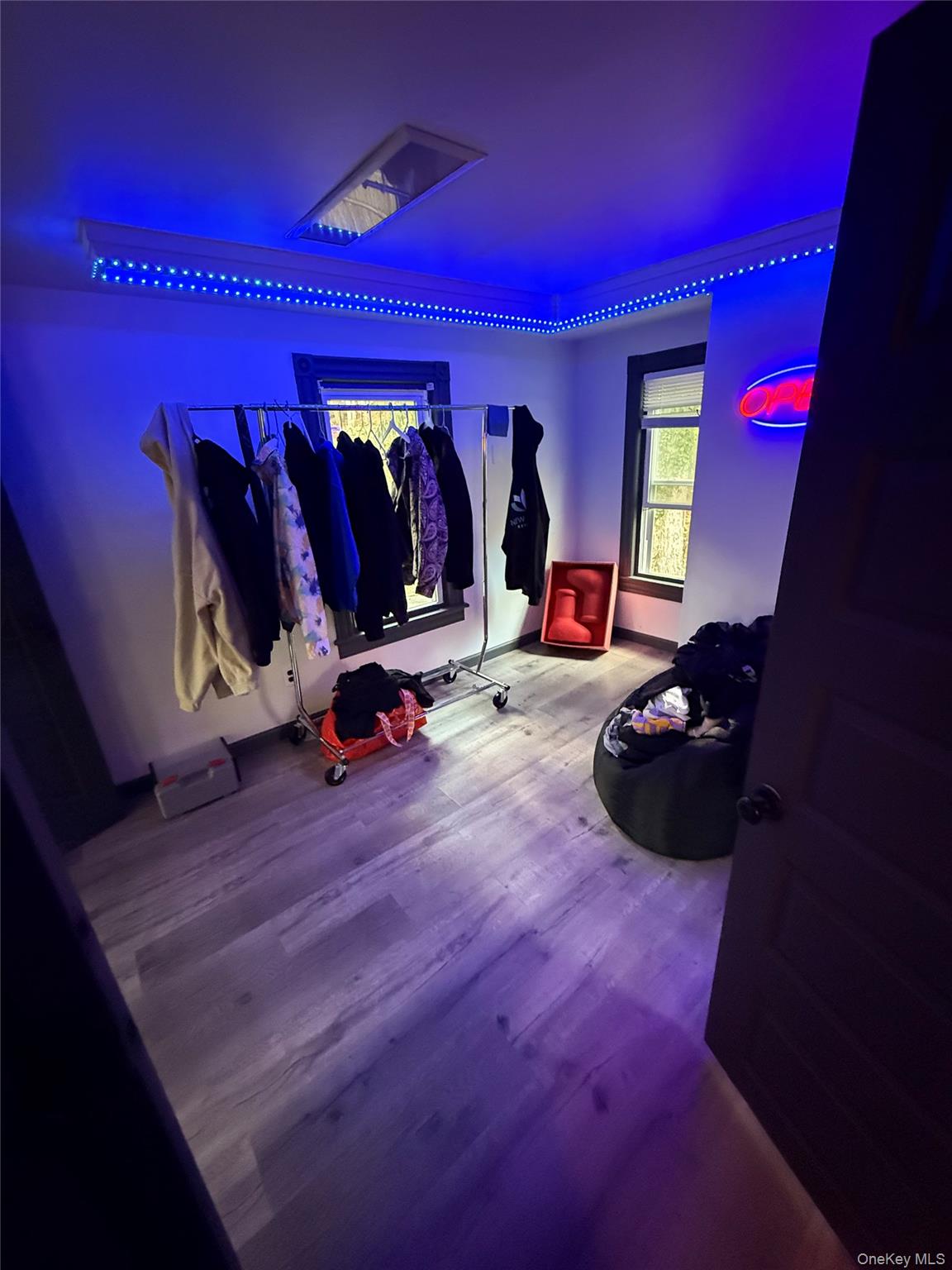 #3 photo, 660 Main Street, サフォーク郡 Port Jefferson , NY 11777