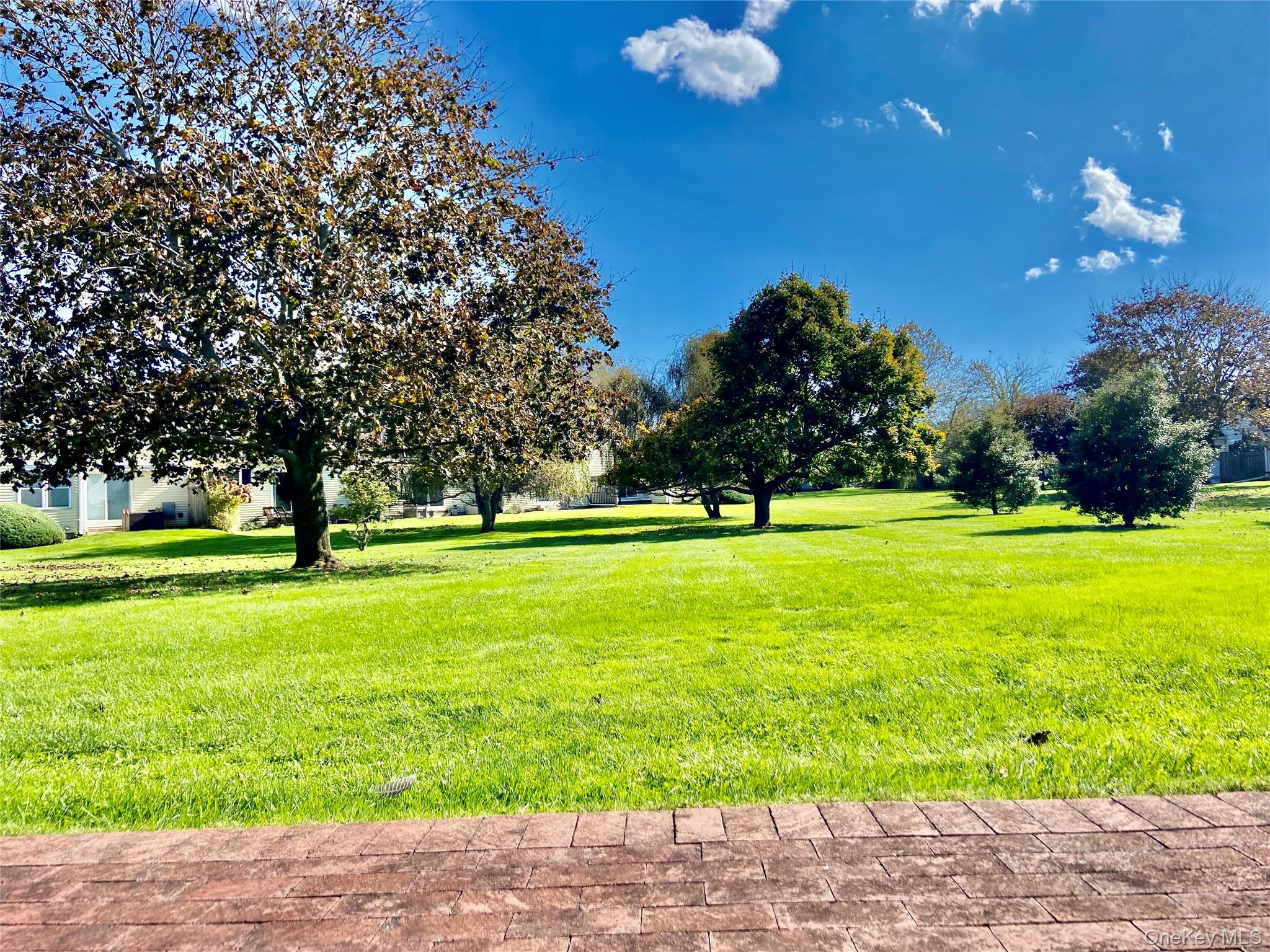 #10 photo, 2555 Youngs Avenue, サフォーク郡 Southold , NY 11971