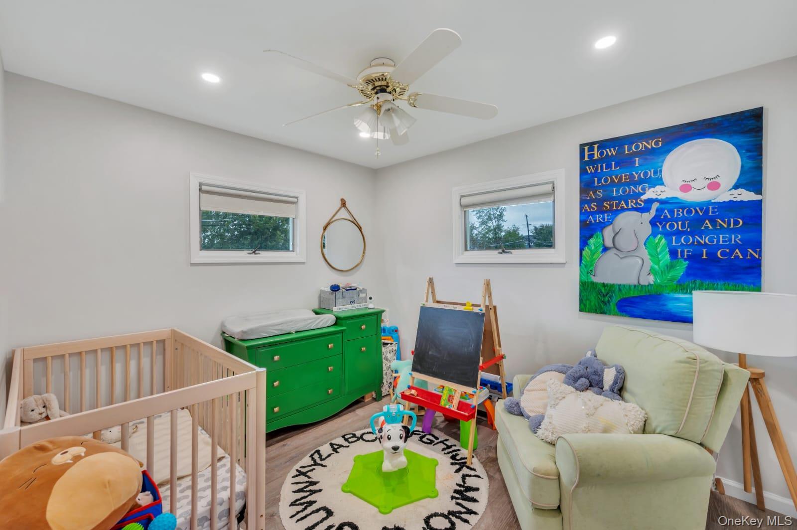 #13 photo, 1004 N Delaware Avenue, サフォーク郡 Lindenhurst , NY 11757