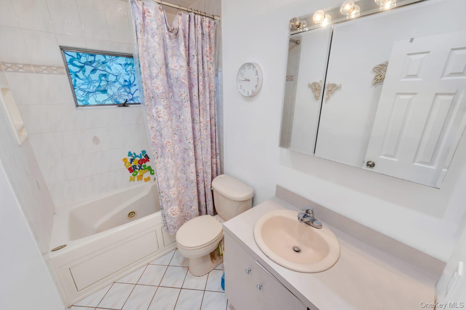 #14 photo, 1004 N Delaware Avenue, サフォーク郡 Lindenhurst , NY 11757