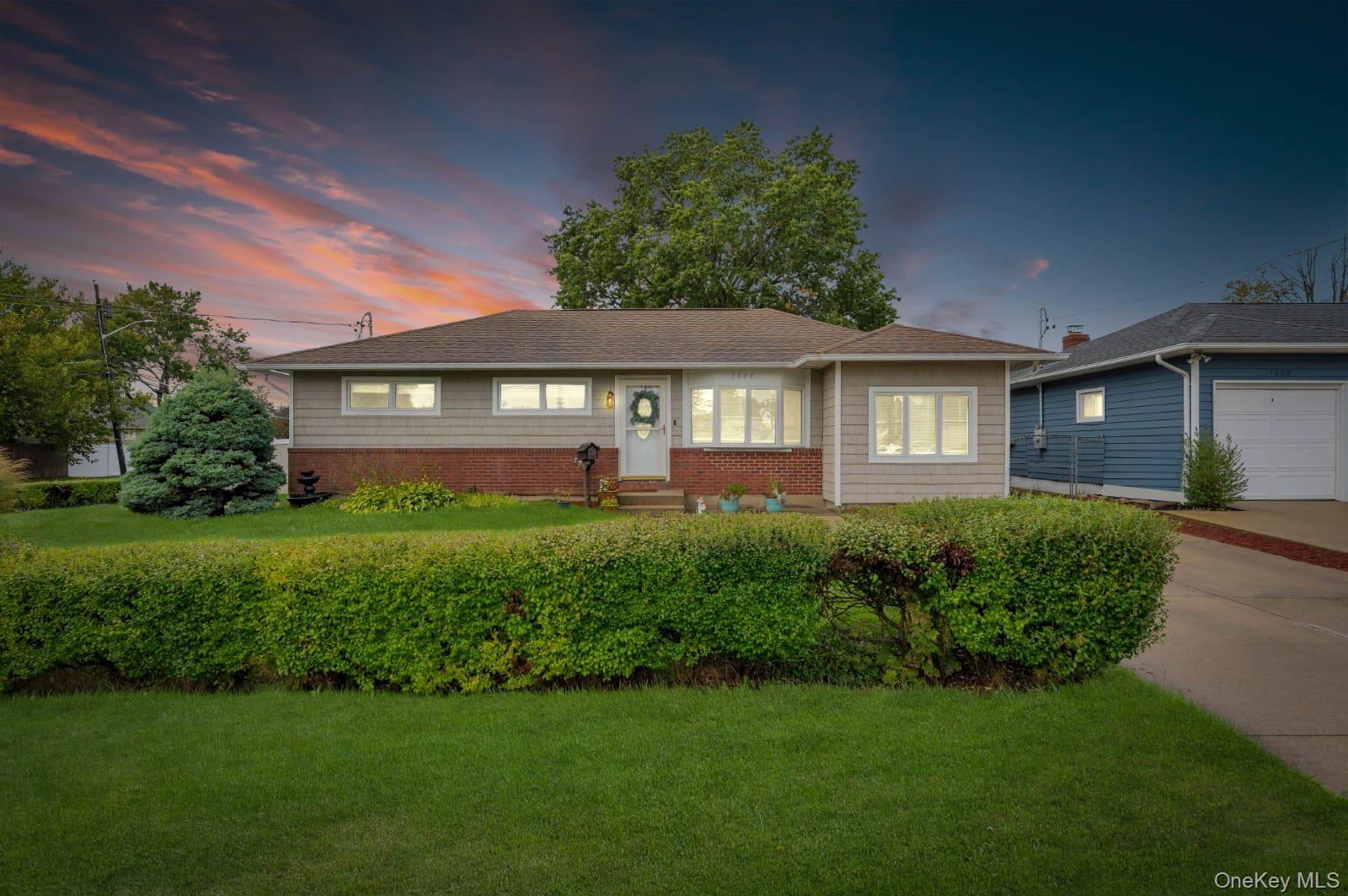 #16 photo, 1004 N Delaware Avenue, サフォーク郡 Lindenhurst , NY 11757