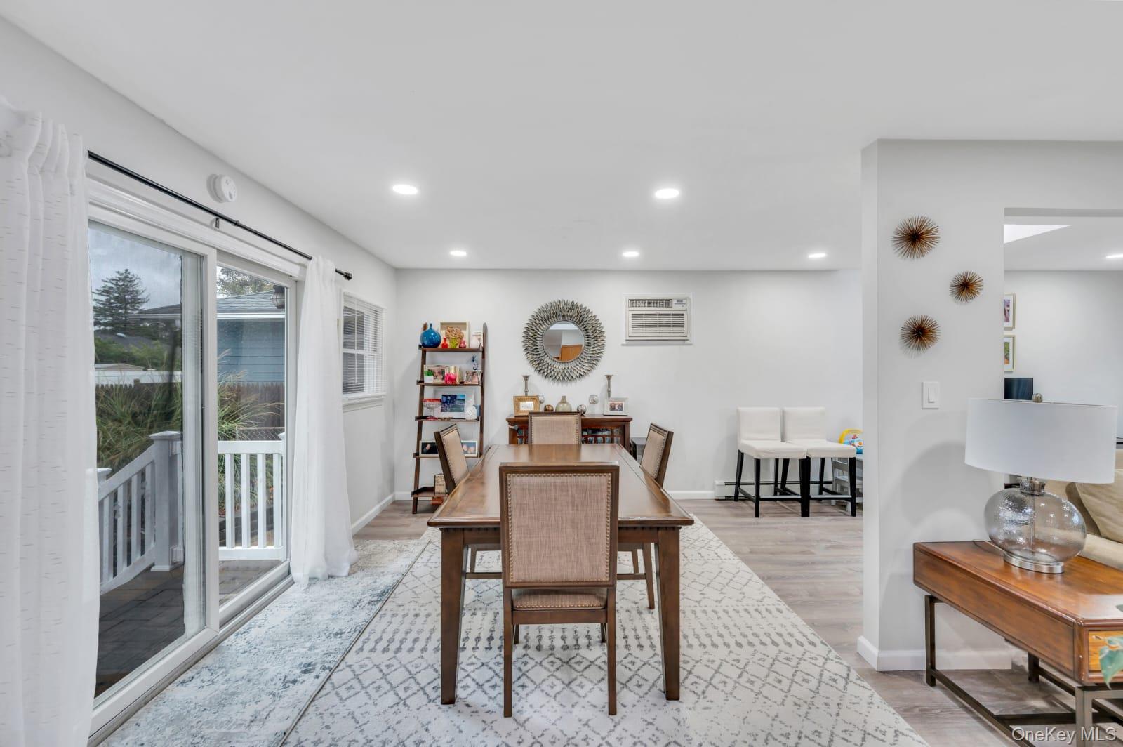 #6 photo, 1004 N Delaware Avenue, サフォーク郡 Lindenhurst , NY 11757