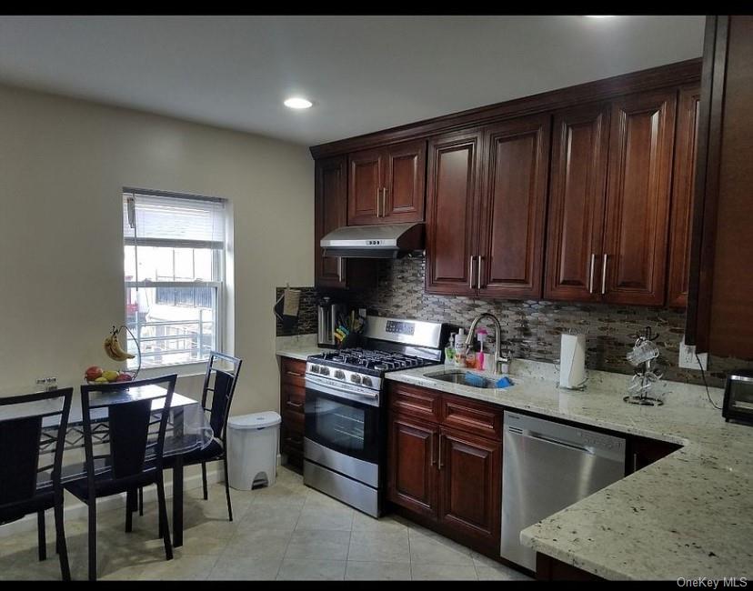 #11 photo, 63-64 110St, クイーンズ区 Forest Hills , NY 11375