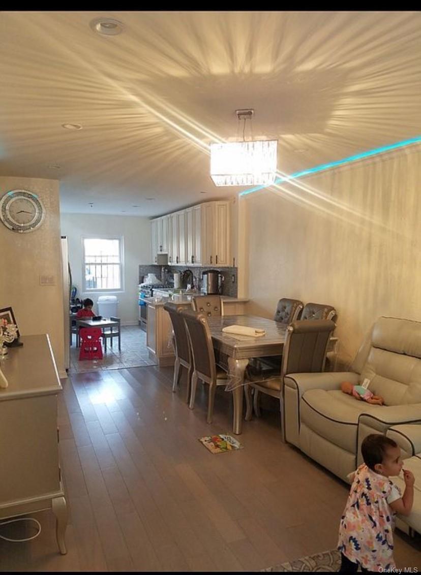 #15 photo, 63-64 110St, クイーンズ区 Forest Hills , NY 11375