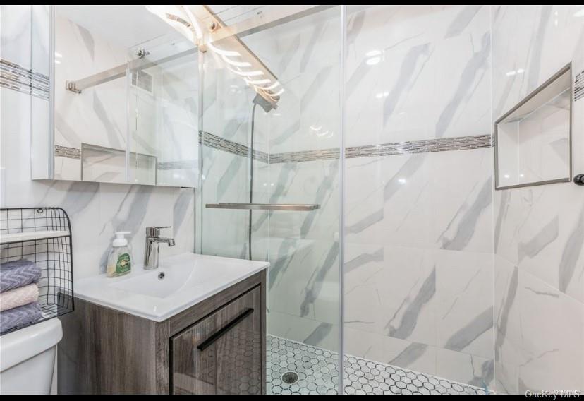 #7 photo, 63-64 110St, クイーンズ区 Forest Hills , NY 11375