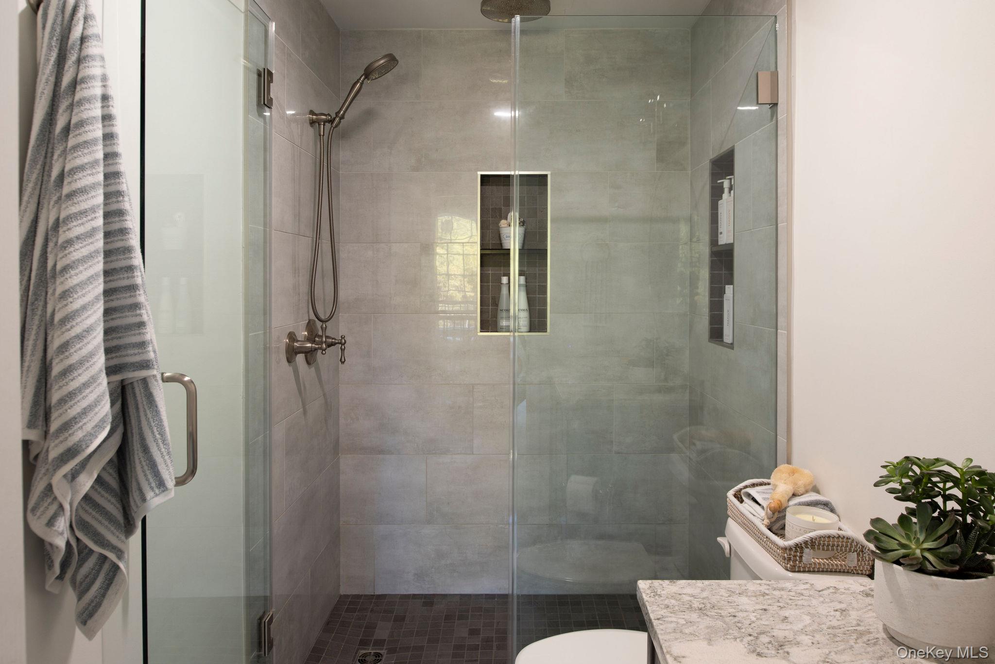 #17 photo, 28 Colman Road, Tivoli , NY 12583