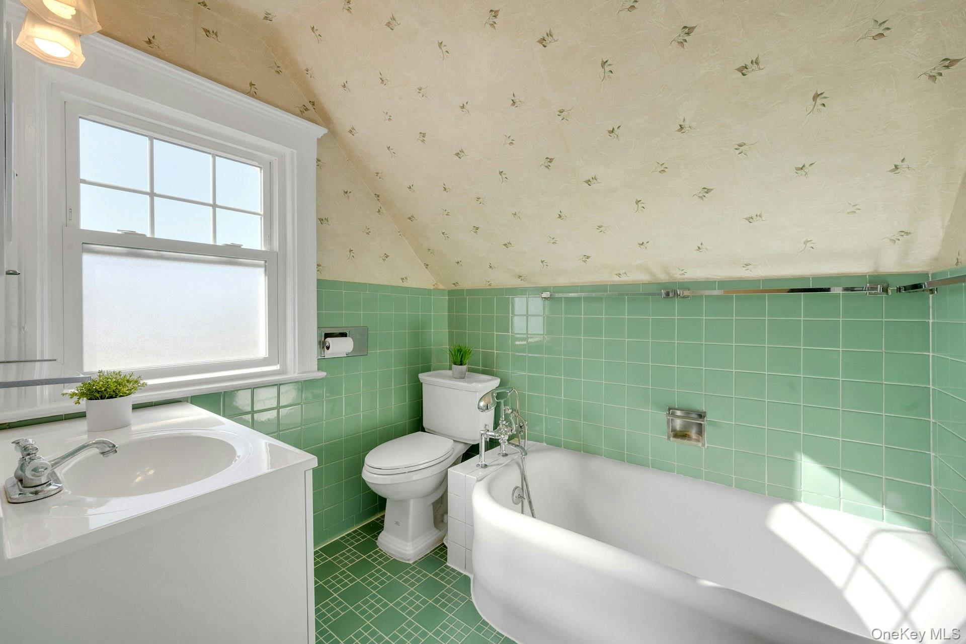 #14 photo, 15 Jackson Avenue, White Plains , NY 10606