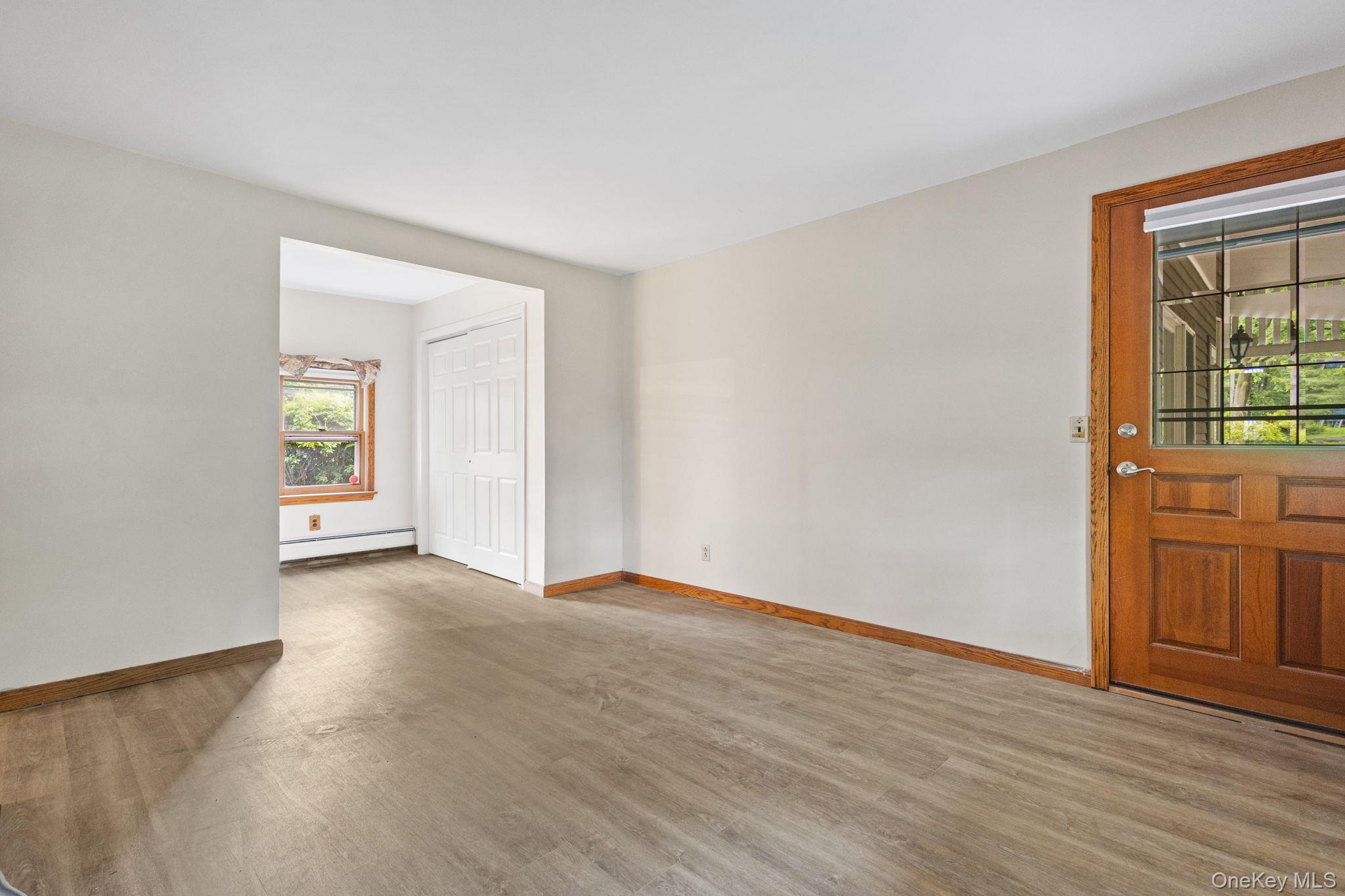 #13 photo, 570 Western Highway, Blauvelt , NY 10913