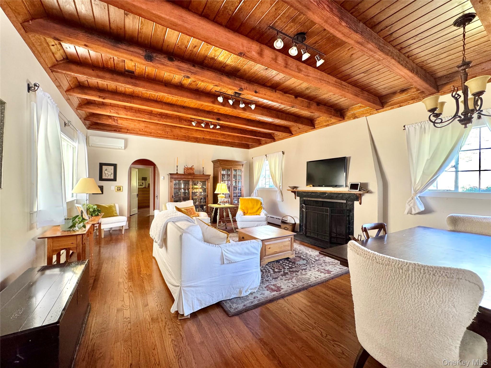 #8 photo, 121 High Street, Catskill , NY 12414