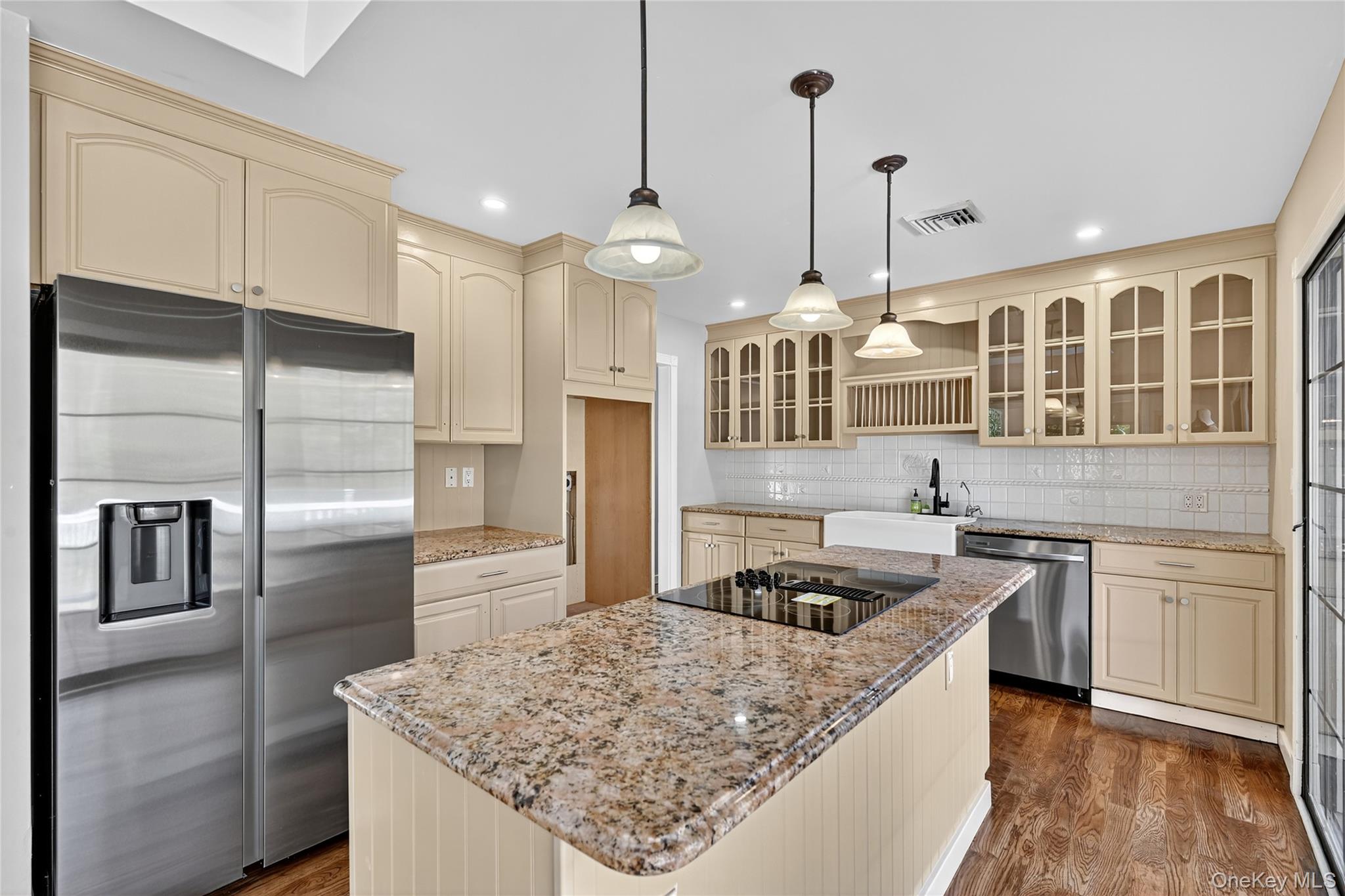 #11 photo, 40 Clara Avenue, New Windsor , NY 12553