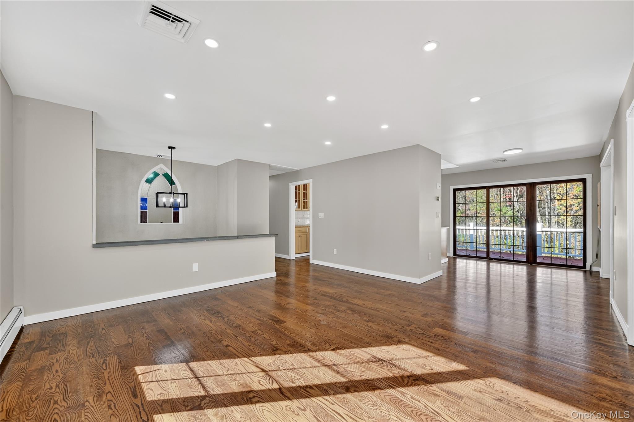 #6 photo, 40 Clara Avenue, New Windsor , NY 12553