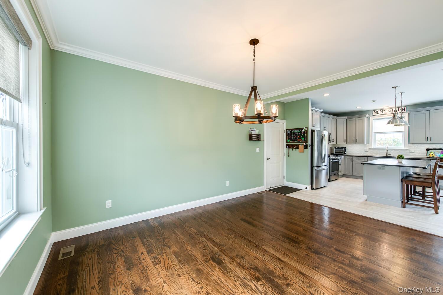 #11 photo, 140 Stratford Drive, Poughkeepsie , NY 12603