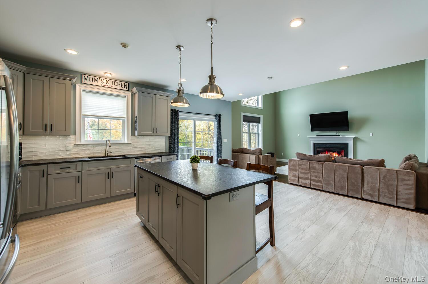 #14 photo, 140 Stratford Drive, Poughkeepsie , NY 12603