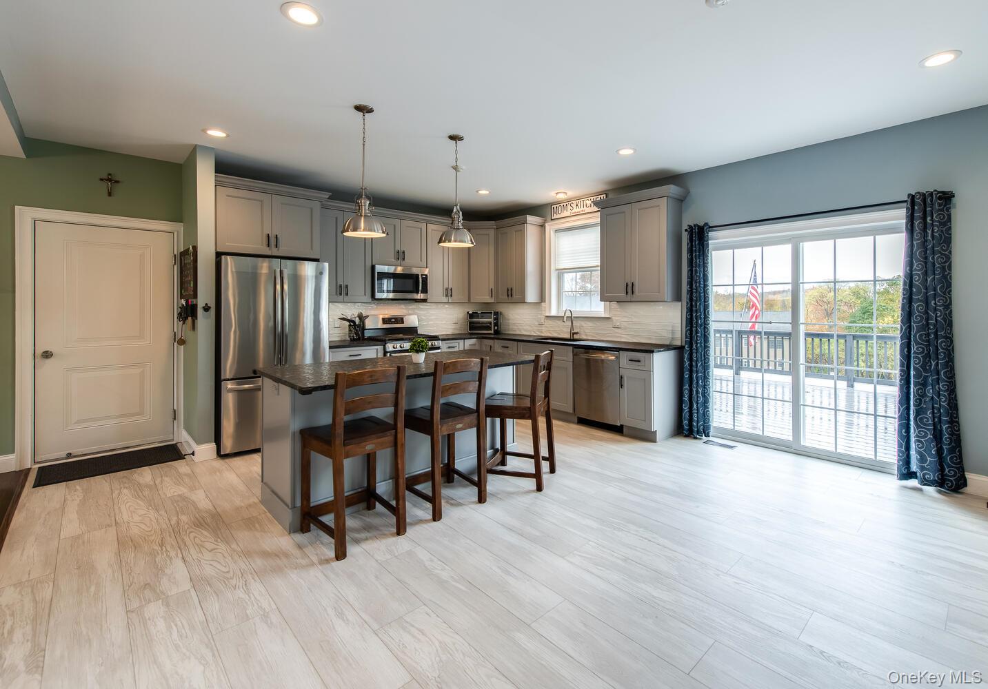 #15 photo, 140 Stratford Drive, Poughkeepsie , NY 12603