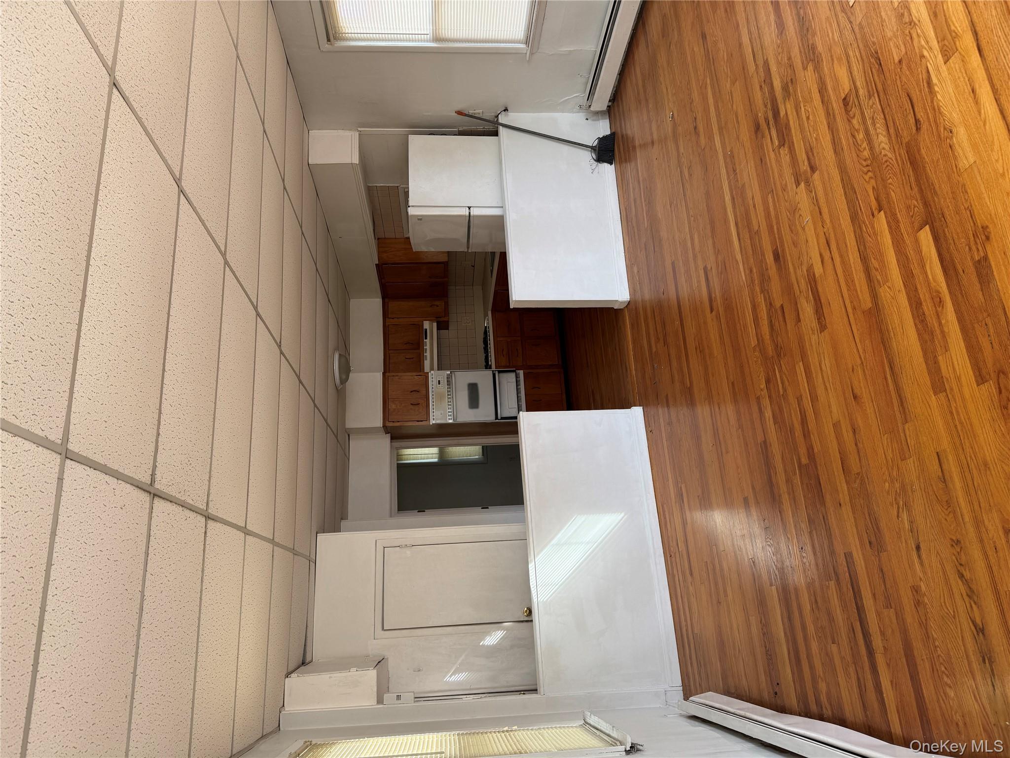 #2 photo, 3255A Barkley Avenue, ブロンクス区 Bronx , NY 10465