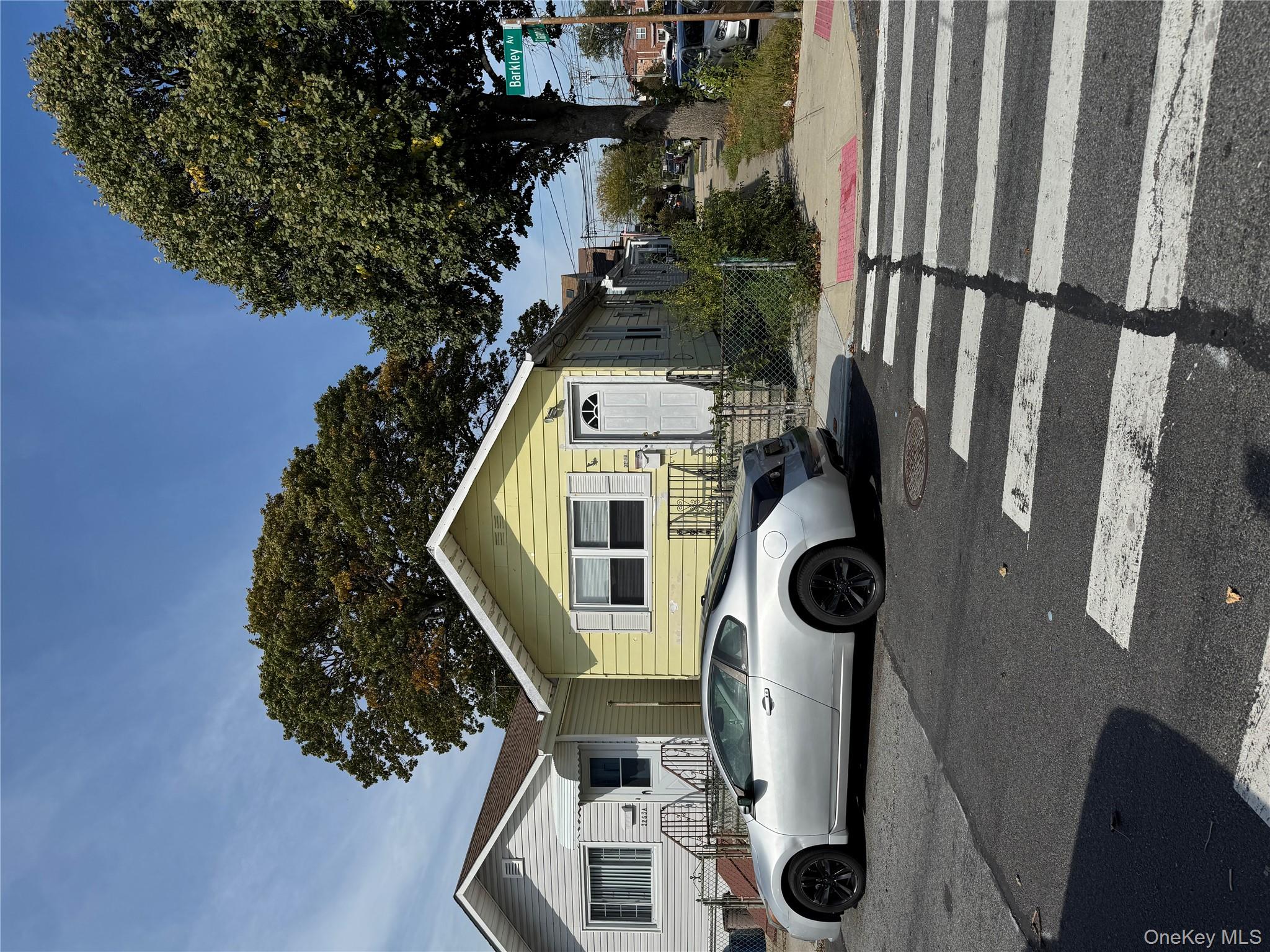 #9 photo, 3255A Barkley Avenue, ブロンクス区 Bronx , NY 10465