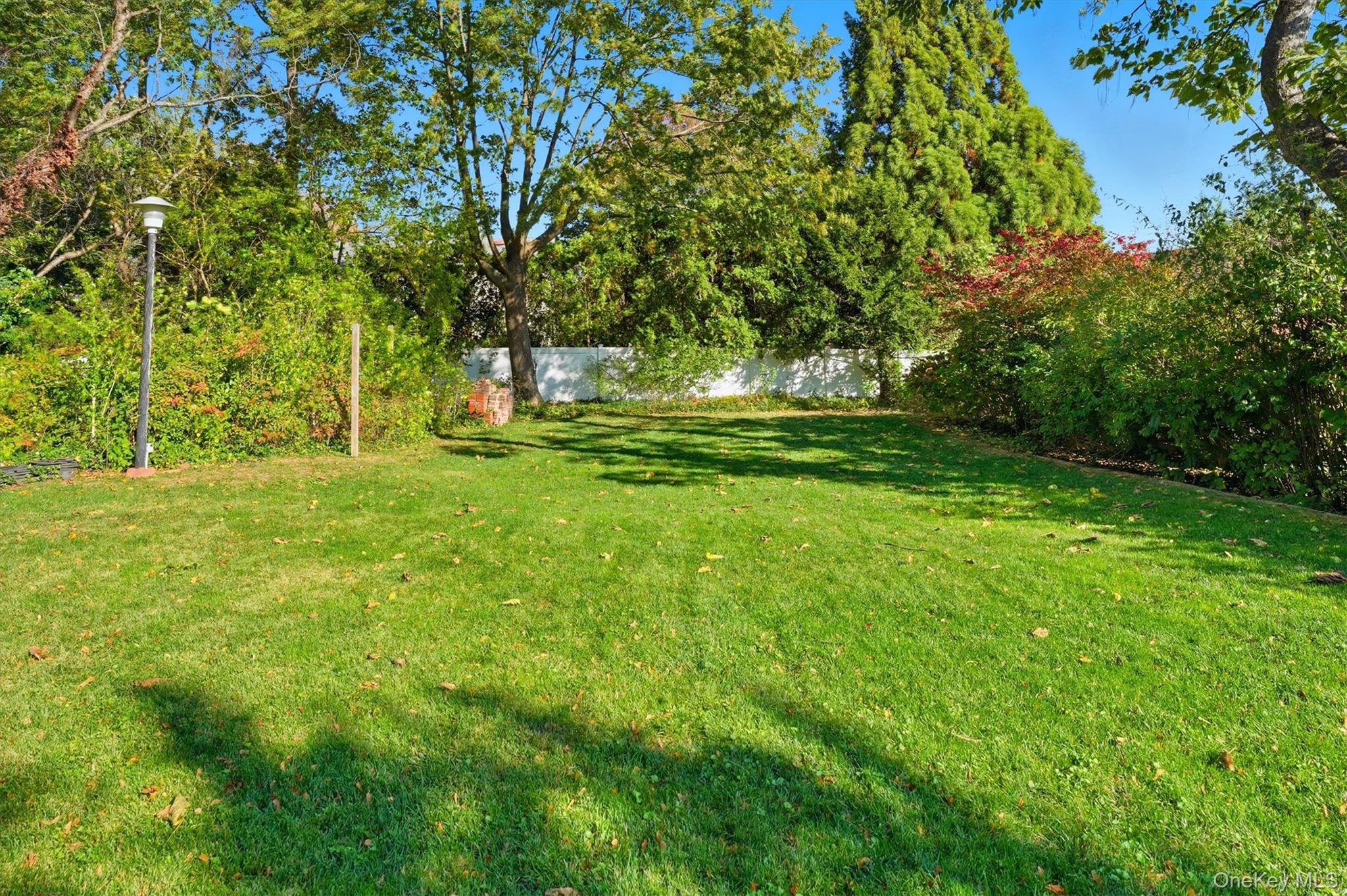 #10 photo, 19 Marion Street, サフォーク郡 Nesconset , NY 11767