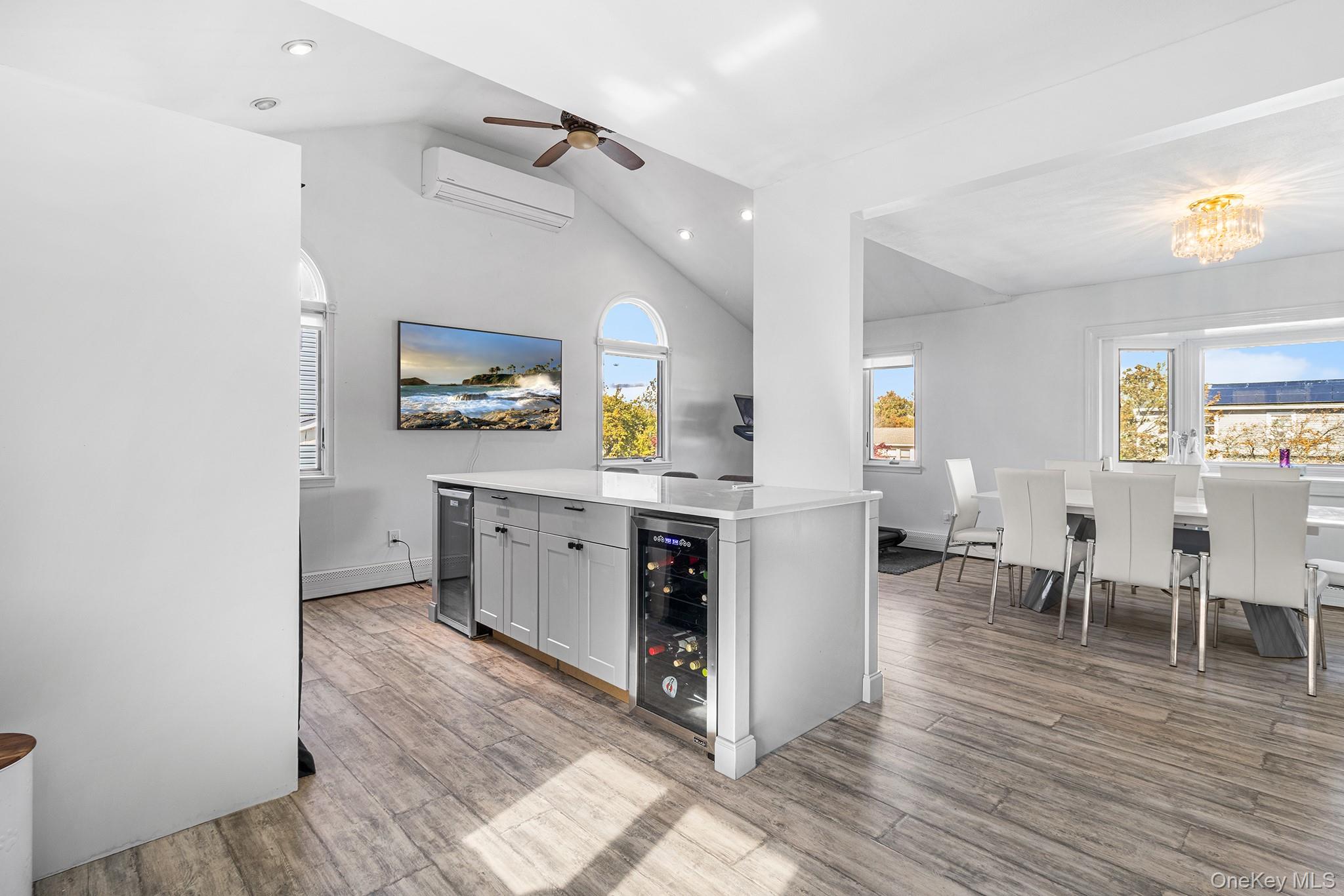 #4 photo, 20 Malcolm Street, サフォーク郡 Bellport , NY 11713