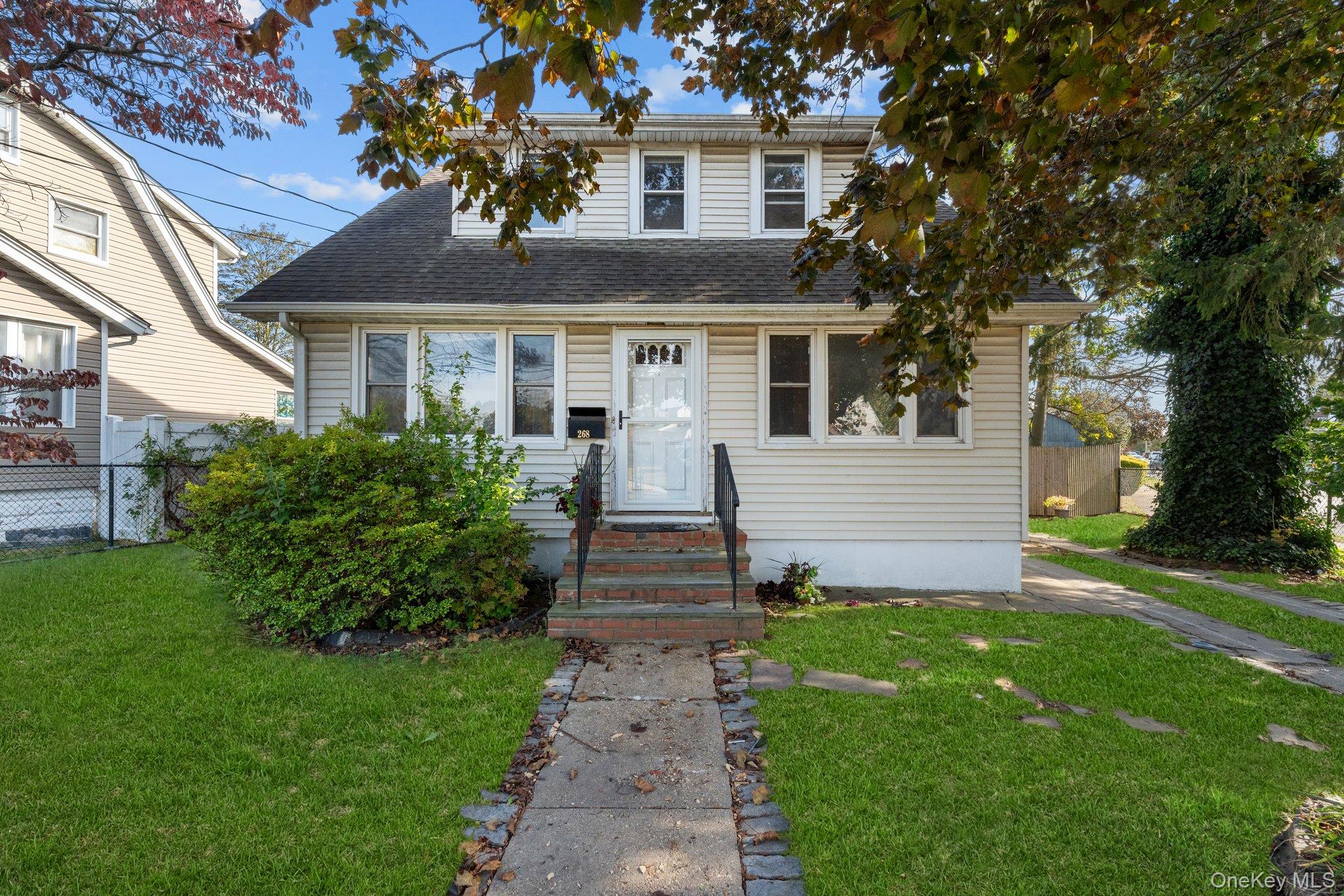 #1 photo, 268 Grand Avenue, Freeport , NY 11520