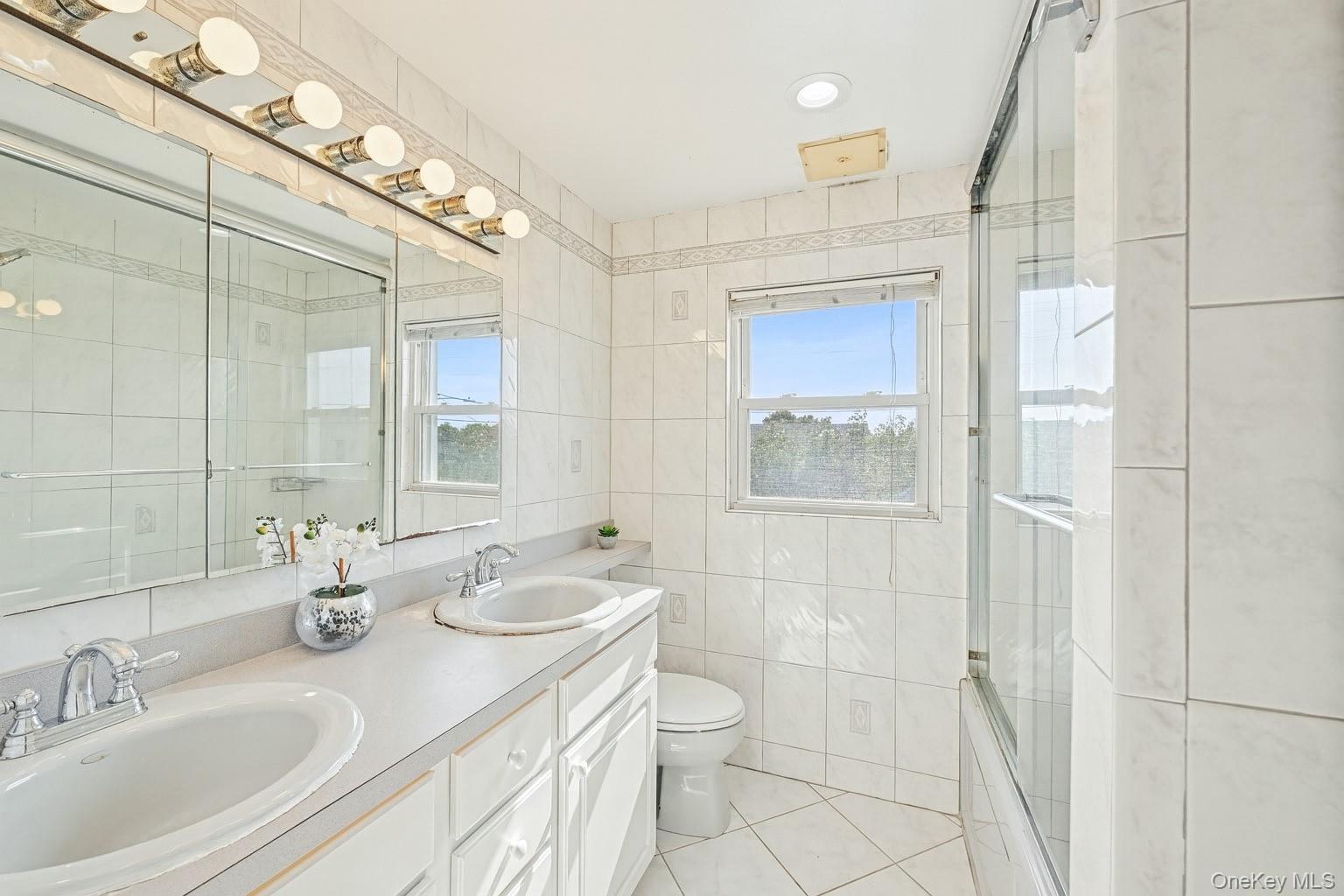 #16 photo, 160 Bedford Avenue, ナッソー郡 Merrick , NY 11566