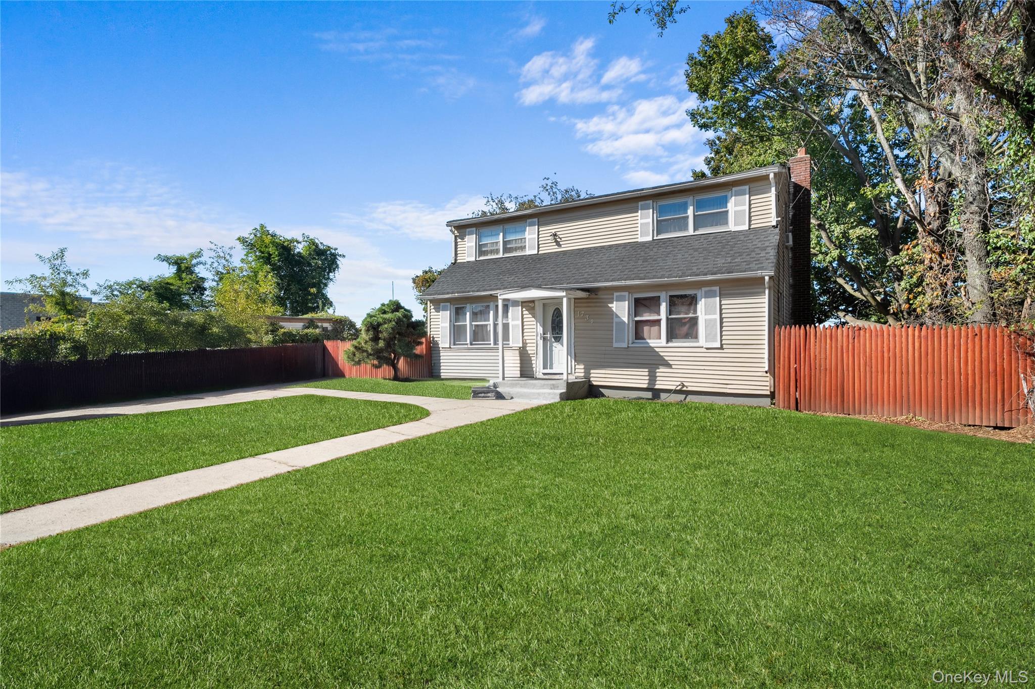 #2 photo, 1739 Harrison Avenue, Bay Shore , NY 11706