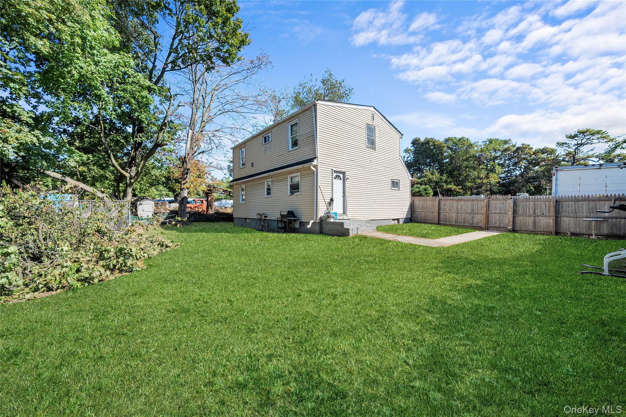 #3 photo, 1739 Harrison Avenue, Bay Shore , NY 11706