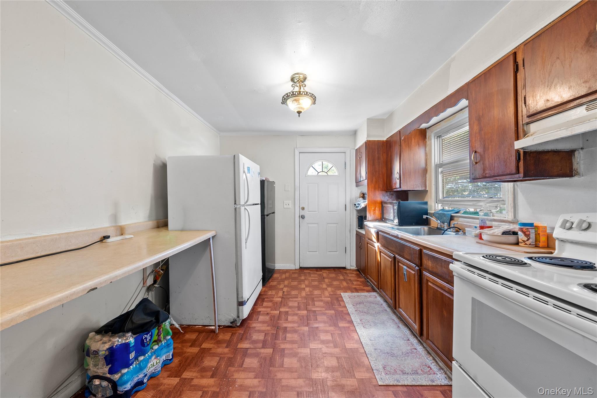 #7 photo, 1739 Harrison Avenue, Bay Shore , NY 11706