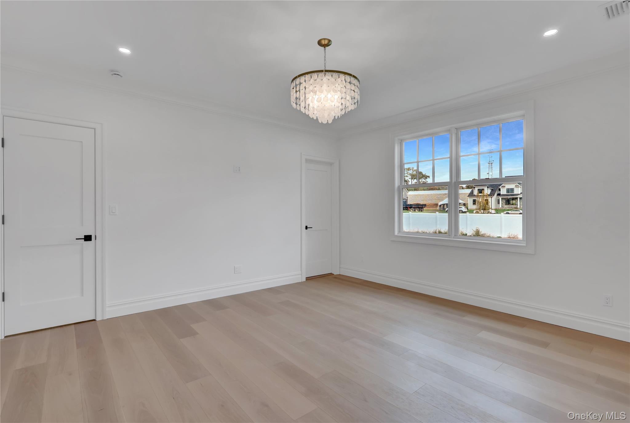 #15 photo, 24 Estates Circle, サフォーク郡 Melville , NY 11747